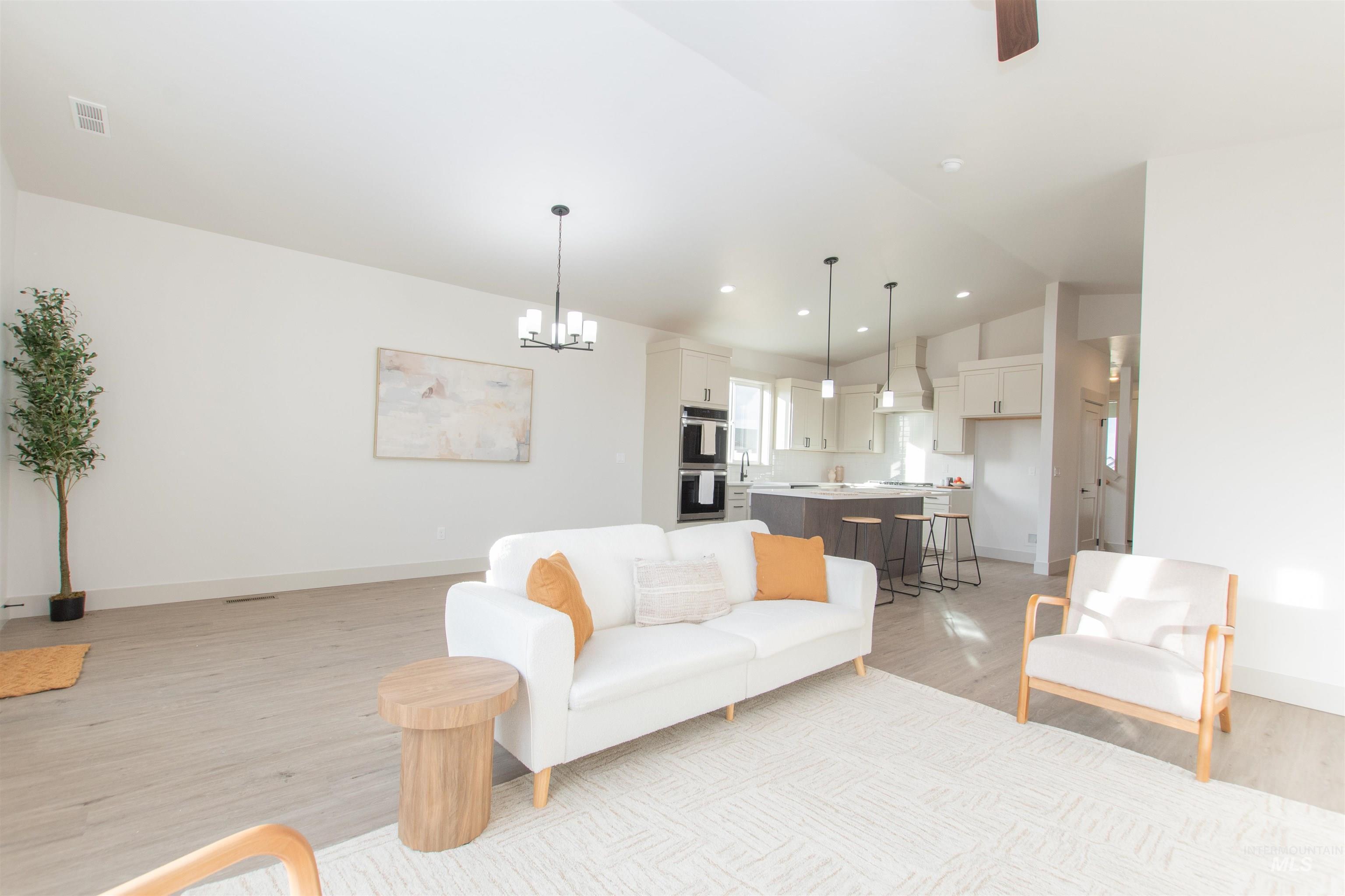 438 October Sky, New Plymouth, Idaho 83655, 5 Bedrooms, 2.5 Bathrooms, Residential For Sale, Price $469,000, 98951483