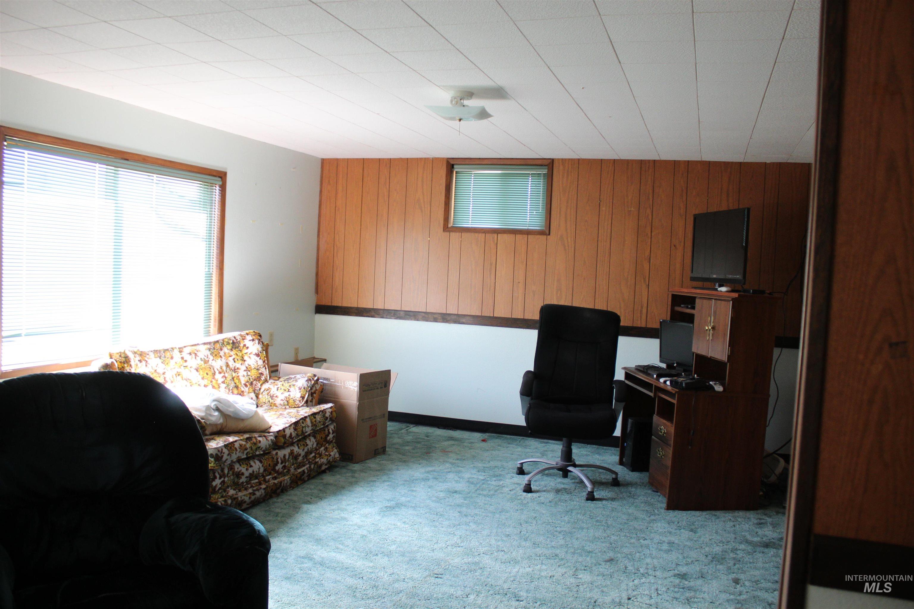 1034 Greencreek Road, Greencreek, Idaho 83533, 4 Bedrooms, 2 Bathrooms, Residential For Sale, Price $399,000, 98951663