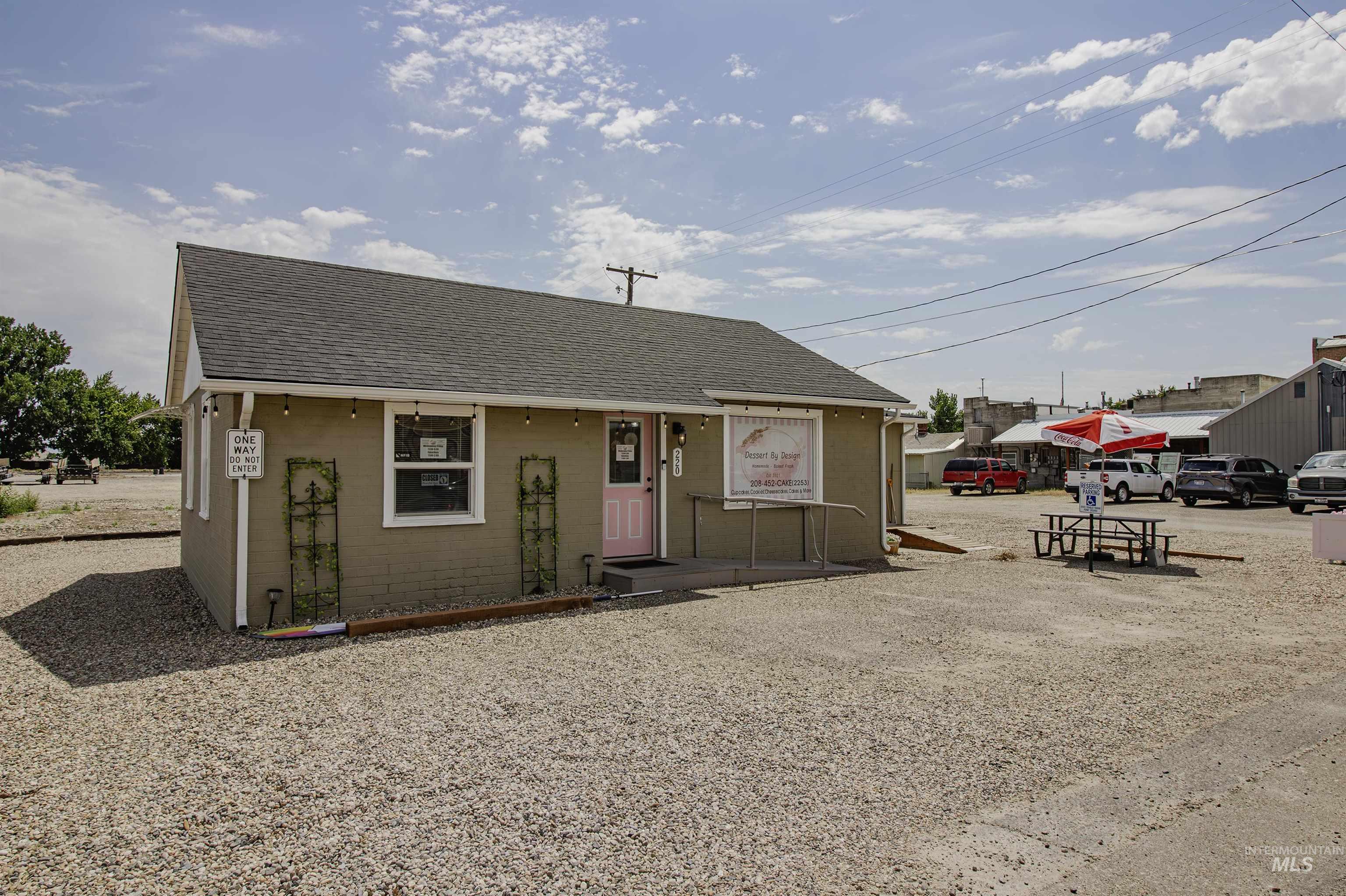 220 S Iowa Avenue, Fruitland, Idaho 83619, Business/Commercial For Sale, Price $219,900, 98951678