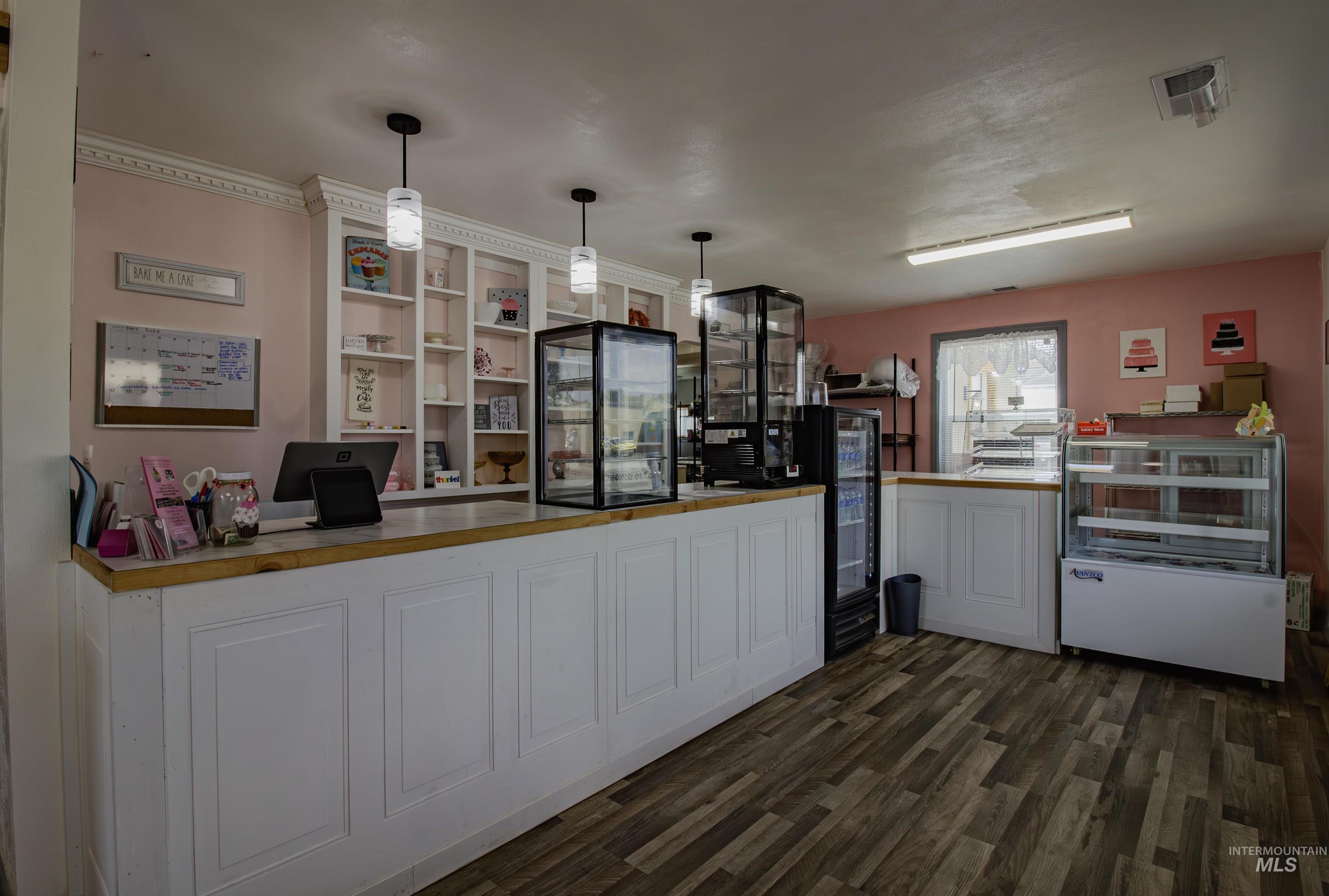 220 S Iowa Avenue, Fruitland, Idaho 83619, Business/Commercial For Sale, Price $219,900, 98951678