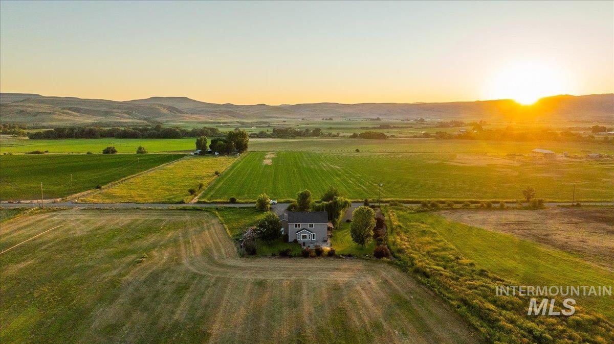 2020 Widner Rd, Midvale, Idaho 83645, 4 Bedrooms, 2 Bathrooms, Residential For Sale, Price $599,900, 98951756