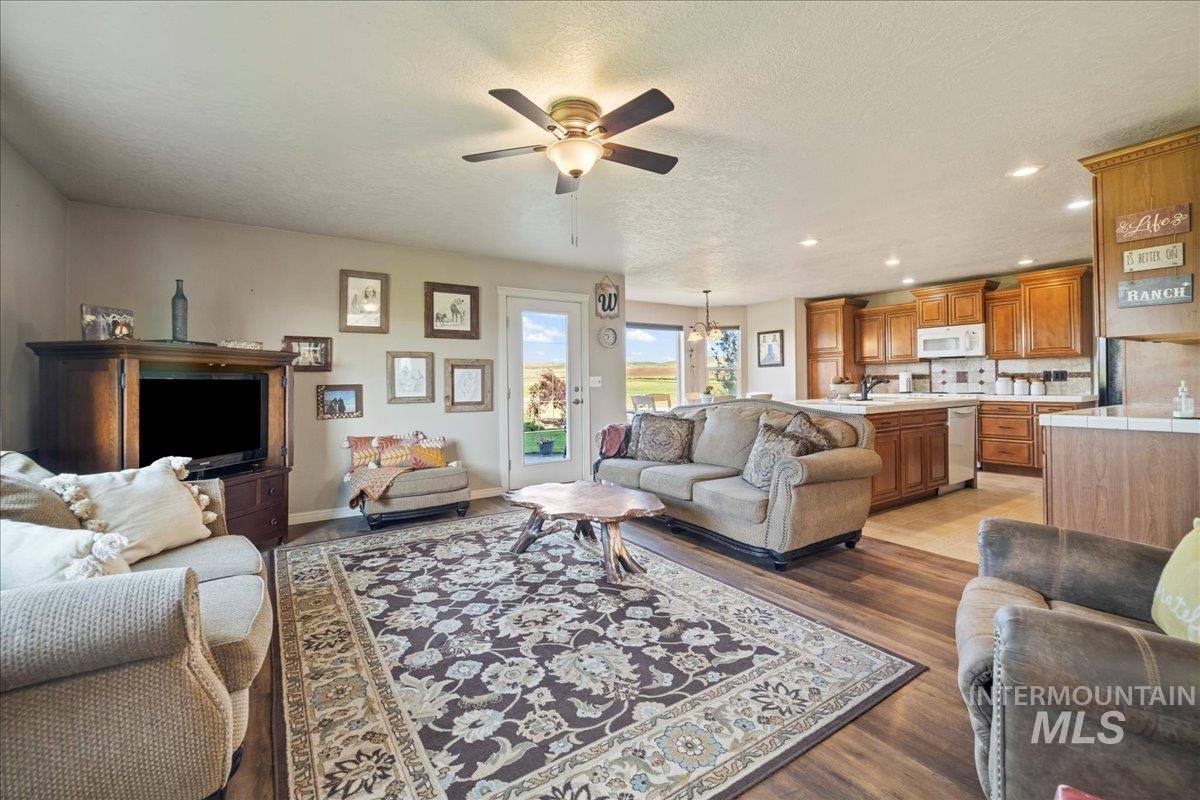 2020 Widner Rd, Midvale, Idaho 83645, 4 Bedrooms, 2 Bathrooms, Residential For Sale, Price $599,900, 98951756