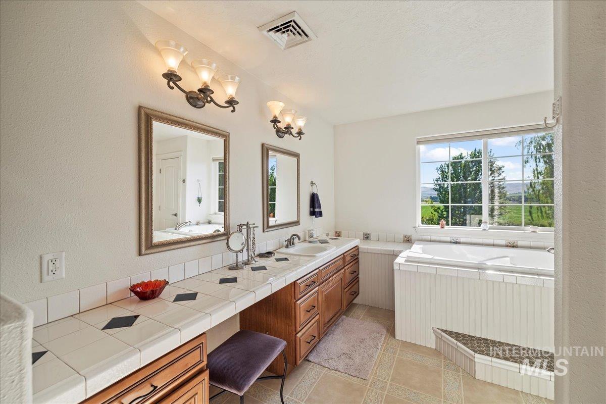 2020 Widner Rd, Midvale, Idaho 83645, 4 Bedrooms, 2 Bathrooms, Residential For Sale, Price $599,900, 98951756