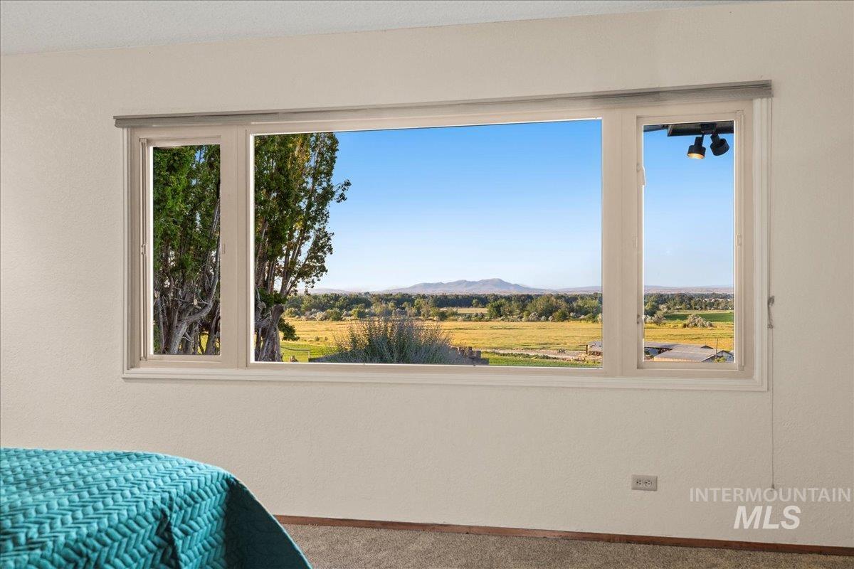 2401 Terrace Drive, Caldwell, Idaho 83605, 2 Bedrooms, 3 Bathrooms, Residential For Sale, Price $629,000,MLS 98951766