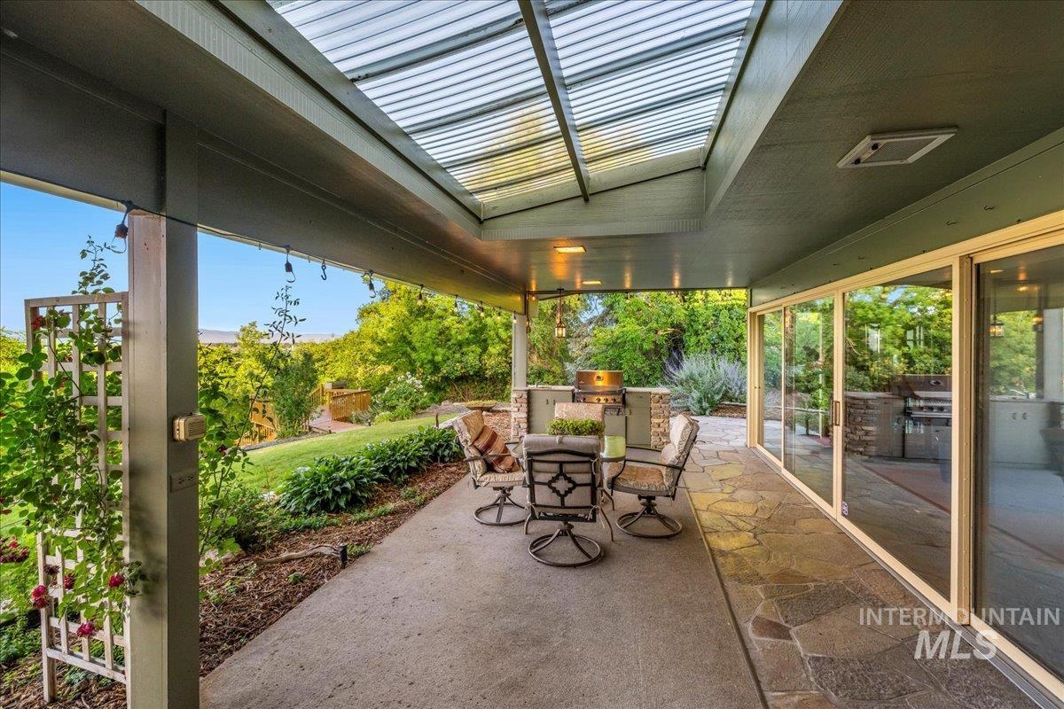 2401 Terrace Drive, Caldwell, Idaho 83605, 2 Bedrooms, 3 Bathrooms, Residential For Sale, Price $629,000,MLS 98951766