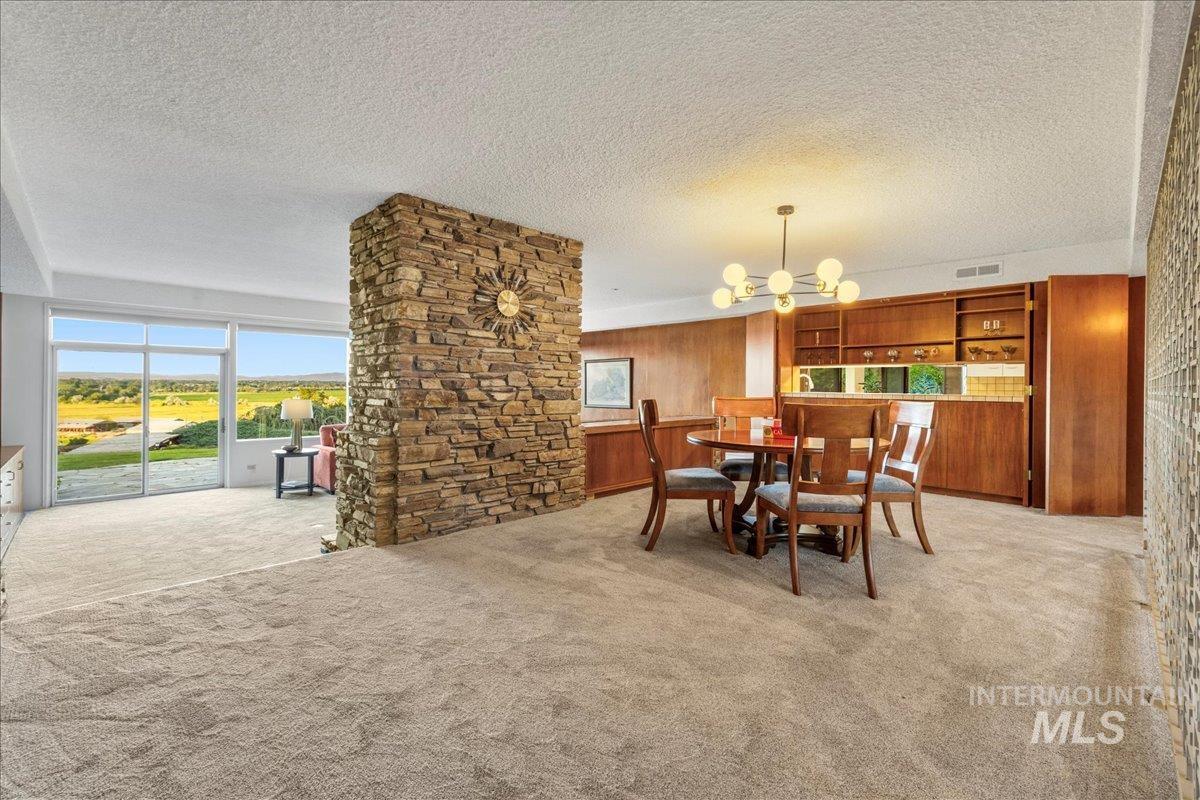 2401 Terrace Drive, Caldwell, Idaho 83605, 2 Bedrooms, 3 Bathrooms, Residential For Sale, Price $629,000,MLS 98951766