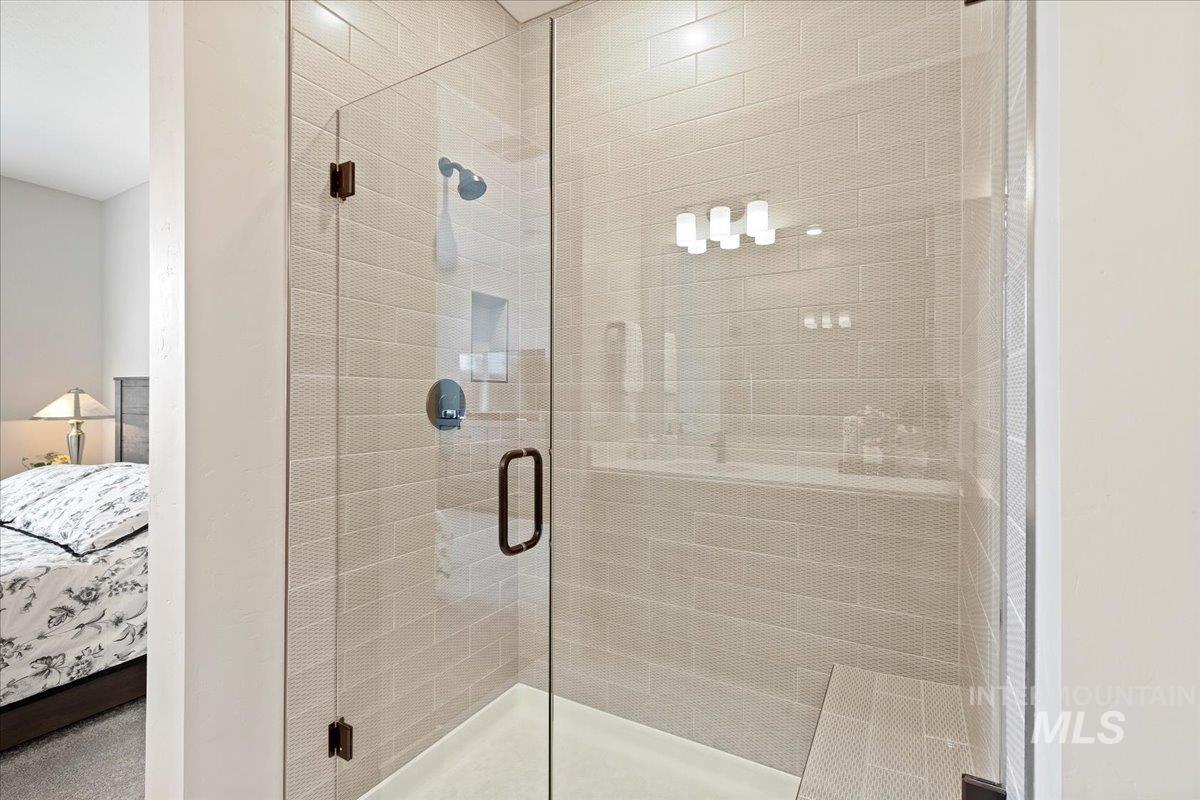 12136 S Glory Ln, Kuna, Idaho 83634-2769, 2 Bedrooms, 2 Bathrooms, Residential For Sale, Price $499,900, 98951844