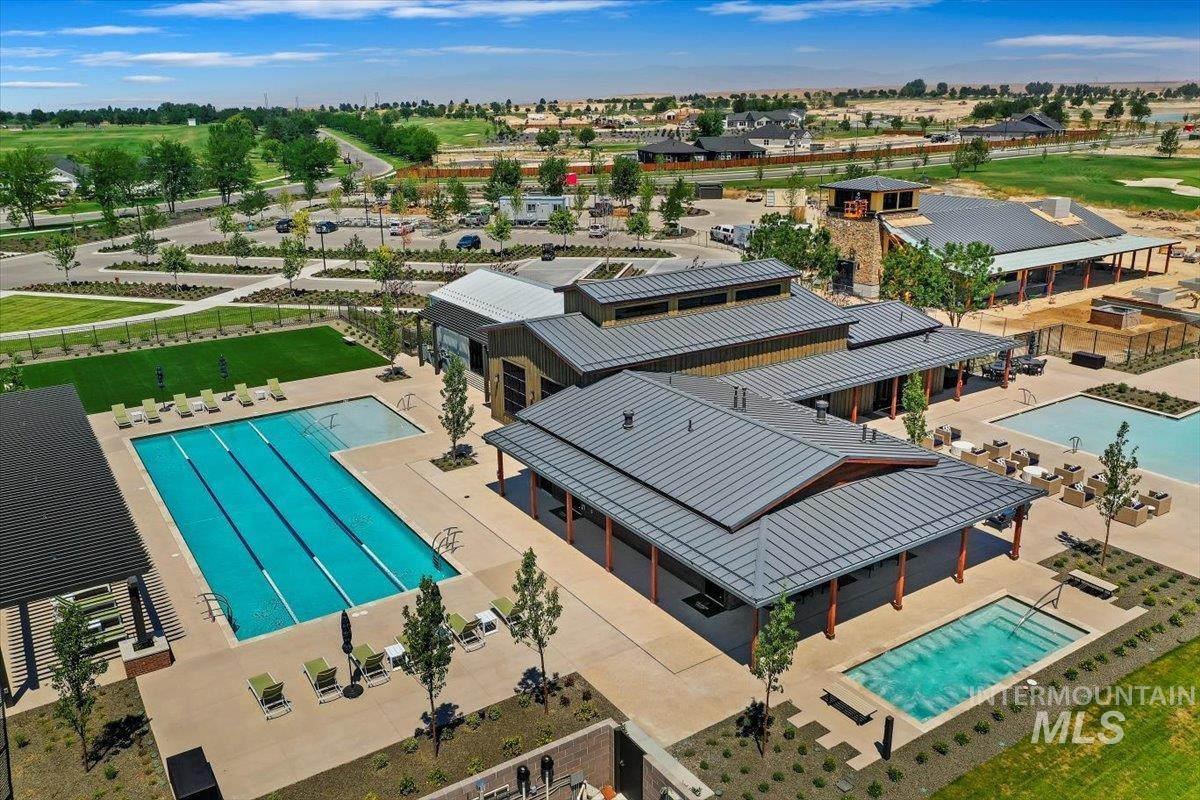 12136 S Glory Ln, Kuna, Idaho 83634-2769, 2 Bedrooms, 2 Bathrooms, Residential For Sale, Price $499,900, 98951844