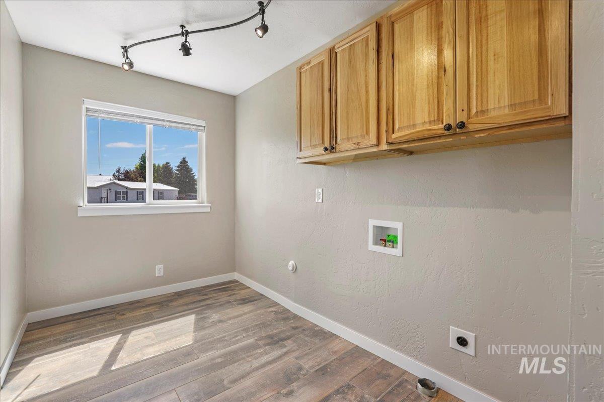 180 E Elmore, Richfield, Idaho 83349-0000, 3 Bedrooms, 2 Bathrooms, Residential For Sale, Price $329,900,MLS 98951893