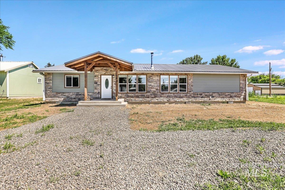 180 E Elmore, Richfield, Idaho 83349-0000, 3 Bedrooms, 2 Bathrooms, Residential For Sale, Price $329,900,MLS 98951893