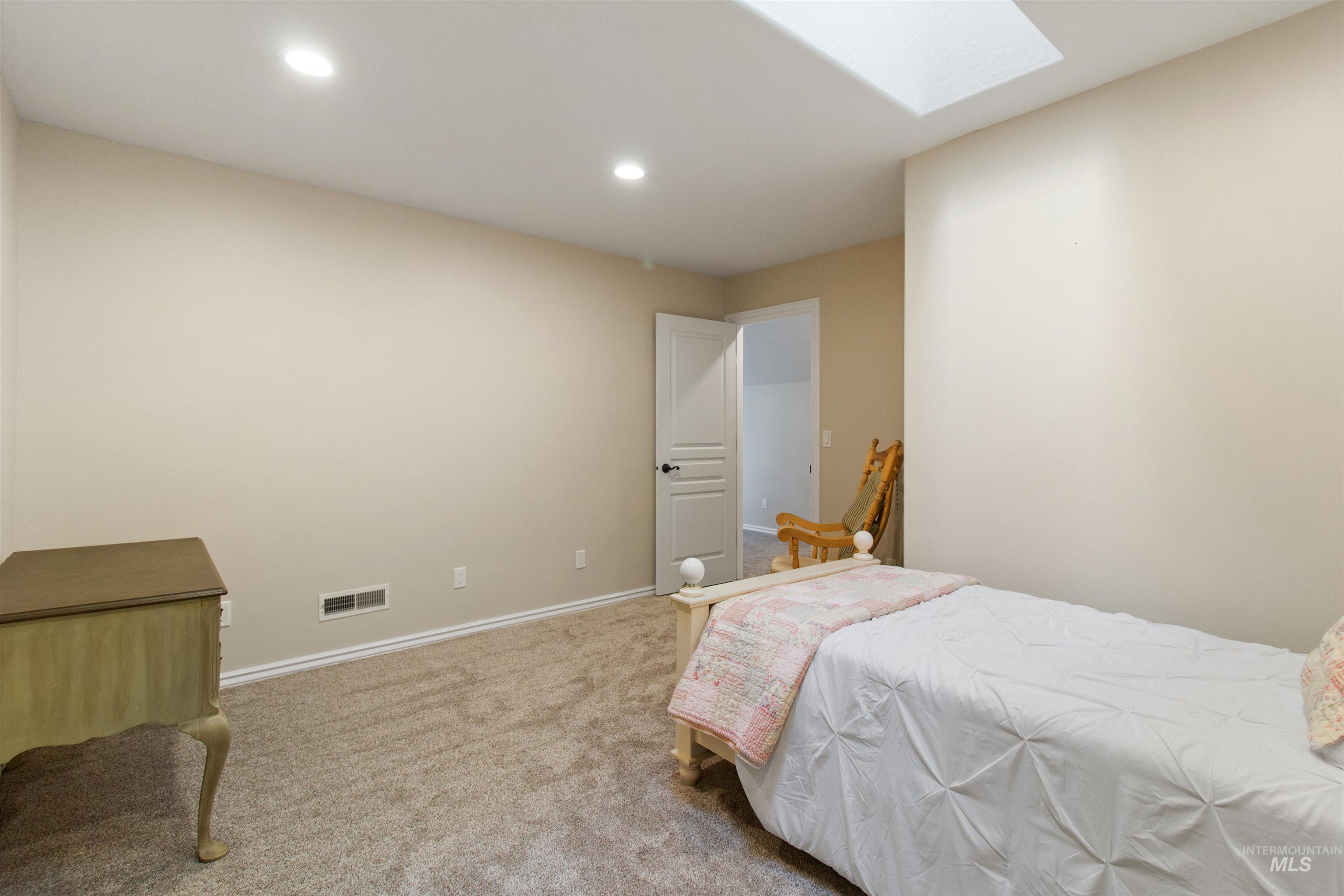 3703 E 3793 N, Kimberly, Idaho 83341-5168, 4 Bedrooms, 3.5 Bathrooms, Residential For Sale, Price $790,000,MLS 98951907