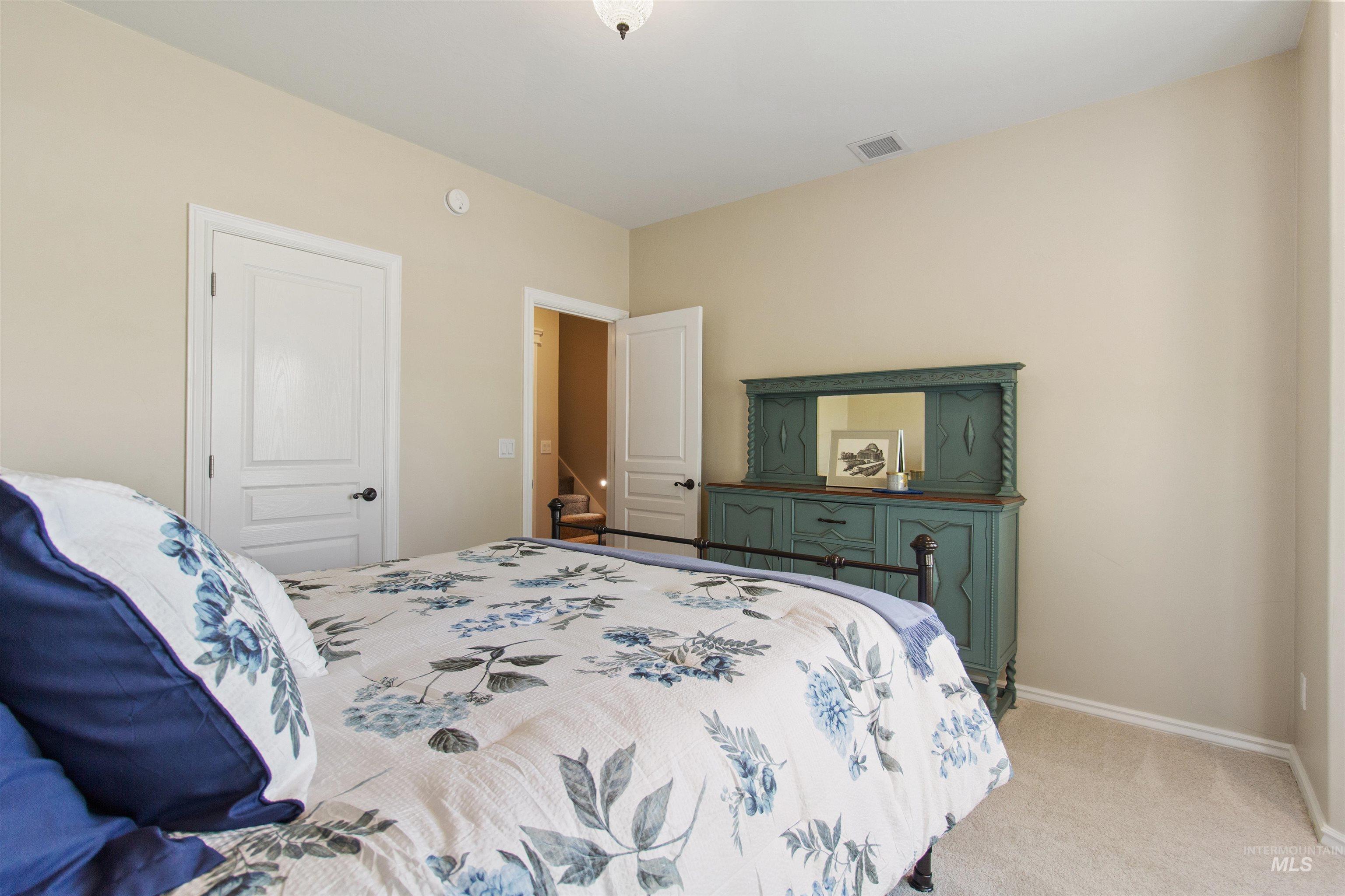 3703 E 3793 N, Kimberly, Idaho 83341-5168, 4 Bedrooms, 3.5 Bathrooms, Residential For Sale, Price $790,000,MLS 98951907