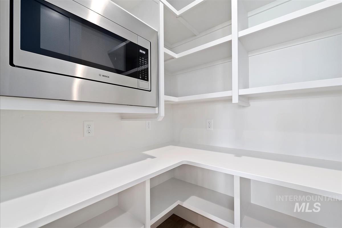 10889 W Cruden Bay Ln, Kuna, Idaho 83634, 3 Bedrooms, 2.5 Bathrooms, Residential For Sale, Price $1,185,000,MLS 98951912