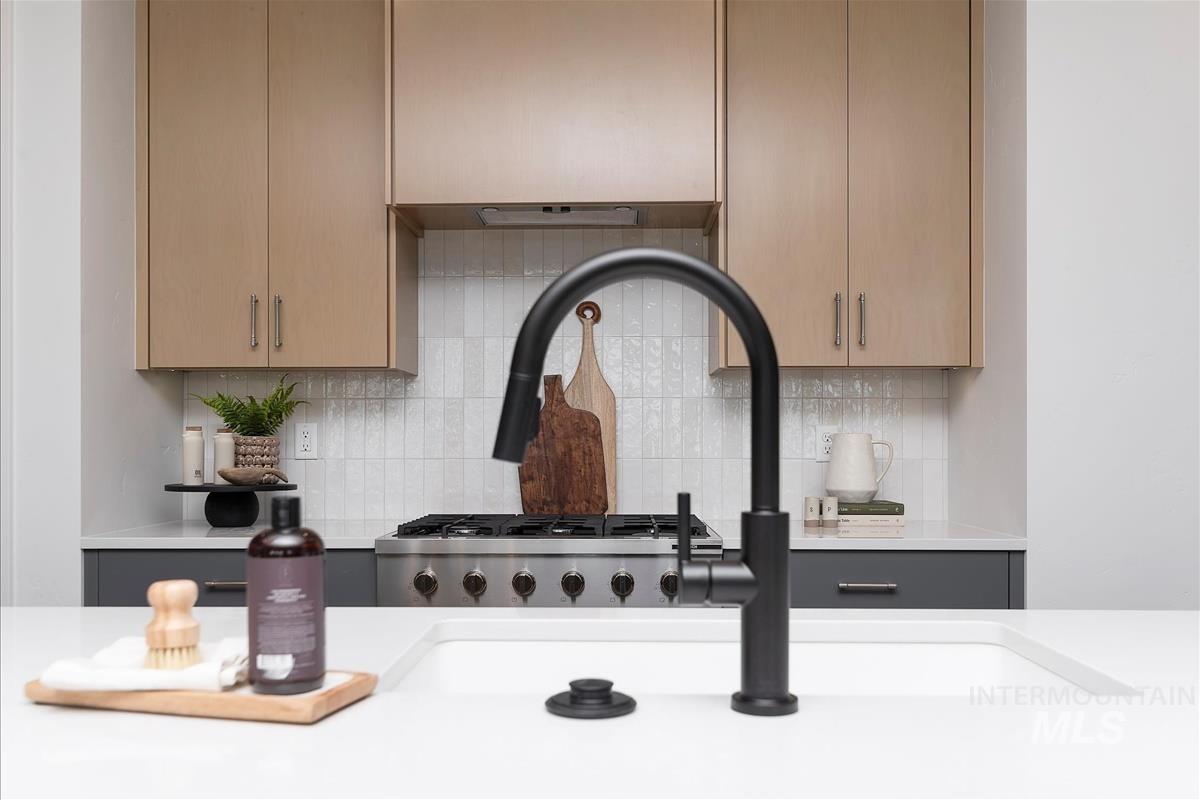 10889 W Cruden Bay Ln, Kuna, Idaho 83634, 3 Bedrooms, 2.5 Bathrooms, Residential For Sale, Price $1,185,000,MLS 98951912