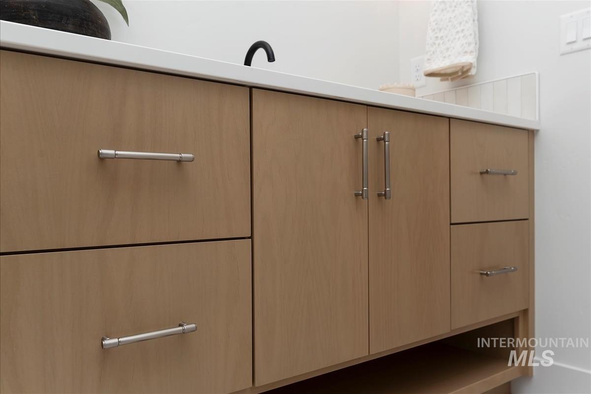 10889 W Cruden Bay Ln, Kuna, Idaho 83634, 3 Bedrooms, 2.5 Bathrooms, Residential For Sale, Price $1,185,000,MLS 98951912