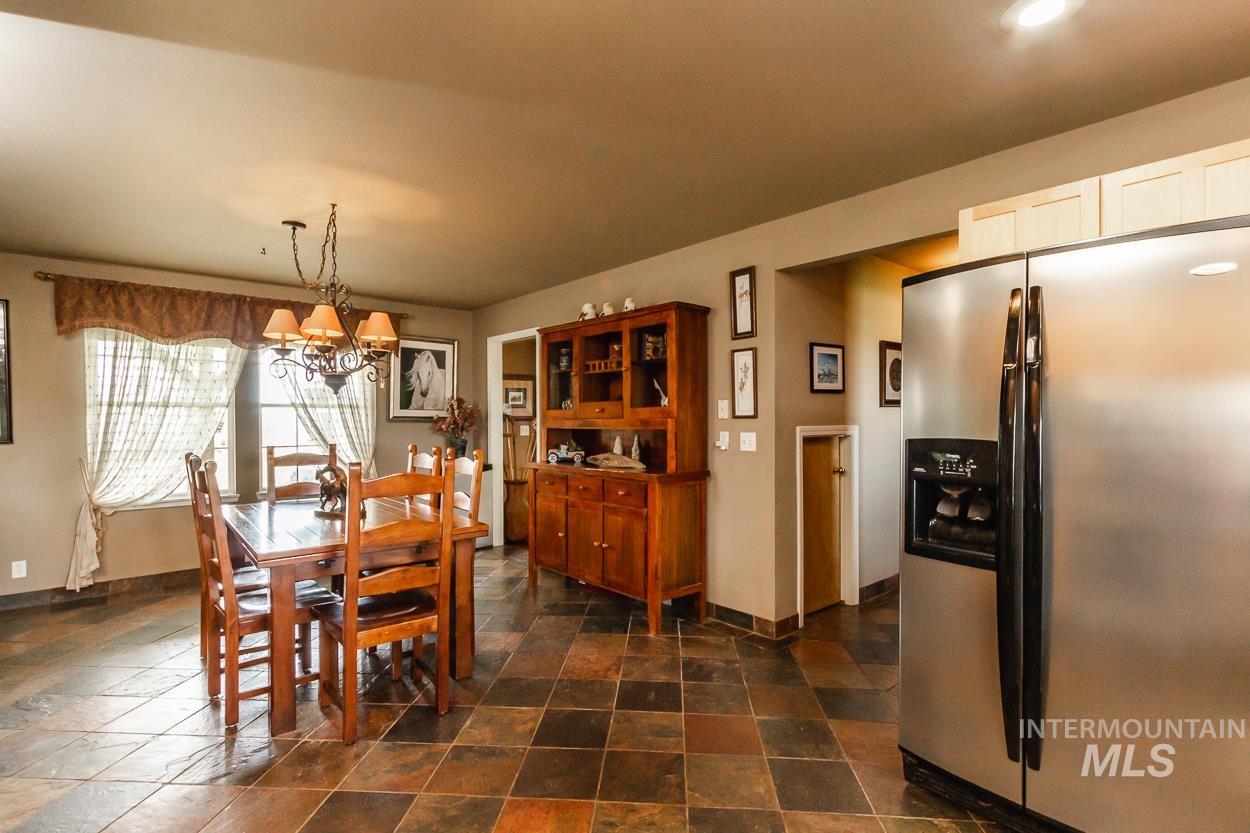 16973 S Vista Ave, Kuna, Idaho 83634, 3 Bedrooms, 2.5 Bathrooms, Farm & Ranch For Sale, Price $3,749,000,MLS 98951985