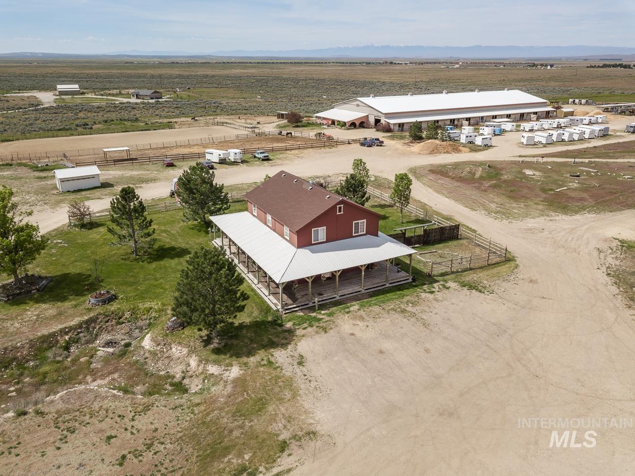 16973 S Vista Ave, Kuna, Idaho 83634, 3 Bedrooms, 2.5 Bathrooms, Farm & Ranch For Sale, Price $3,749,000,MLS 98951985