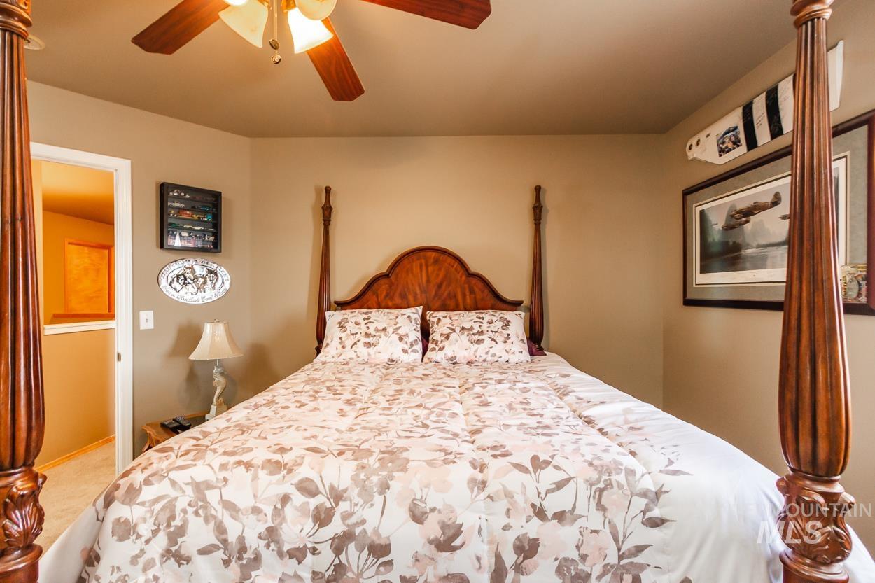 16973 S Vista Ave, Kuna, Idaho 83634, 3 Bedrooms, 2.5 Bathrooms, Farm & Ranch For Sale, Price $3,749,000,MLS 98951985