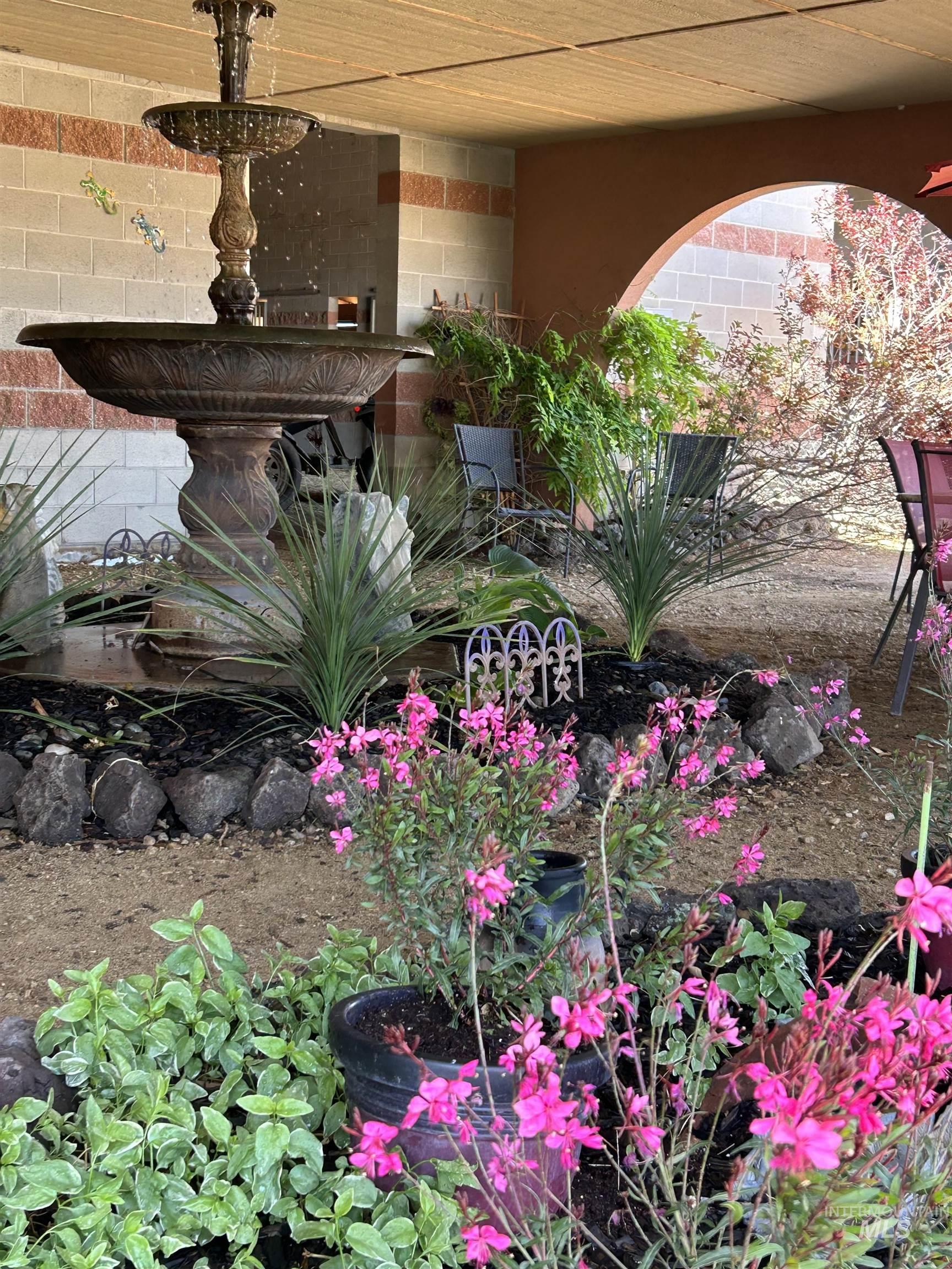 16973 S Vista Ave, Kuna, Idaho 83634, 3 Bedrooms, 2.5 Bathrooms, Farm & Ranch For Sale, Price $3,749,000,MLS 98951985