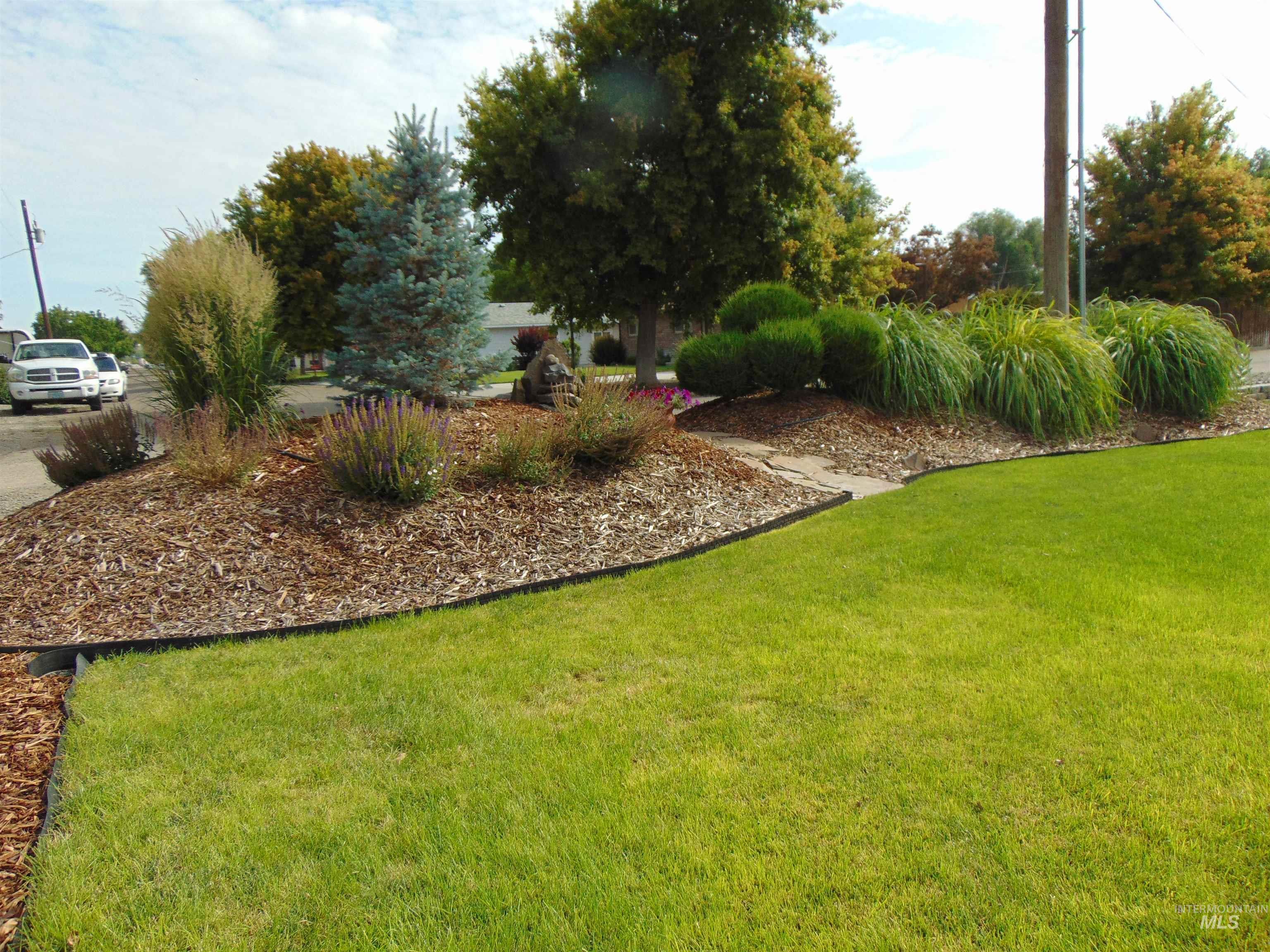 983 South Street, Vale, Oregon 97918, 4 Bedrooms, 2.5 Bathrooms, Residential For Sale, Price $535,000,MLS 98952001