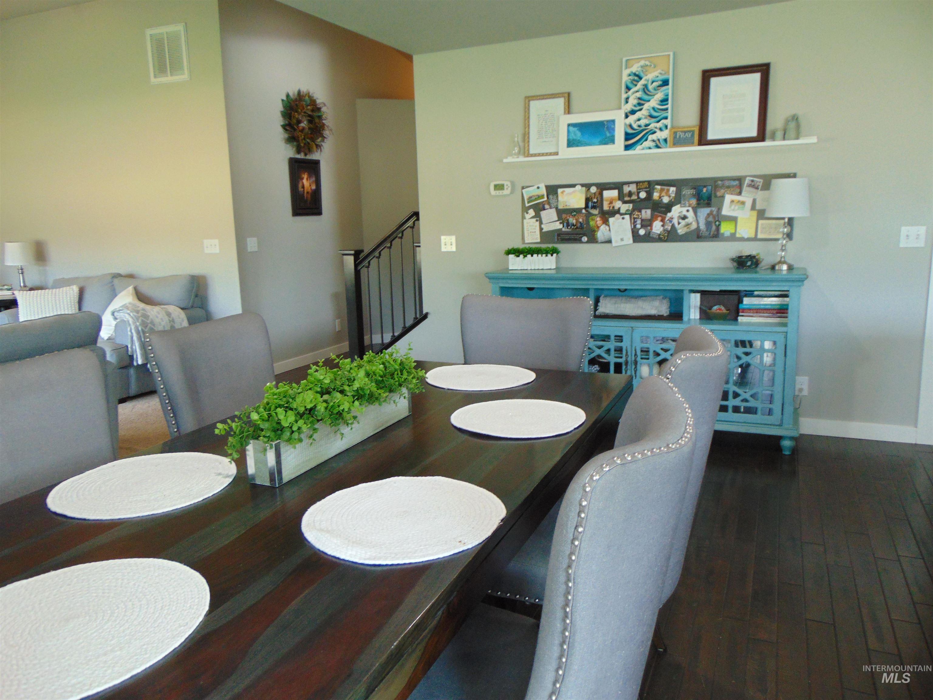 983 South Street, Vale, Oregon 97918, 4 Bedrooms, 2.5 Bathrooms, Residential For Sale, Price $535,000,MLS 98952001