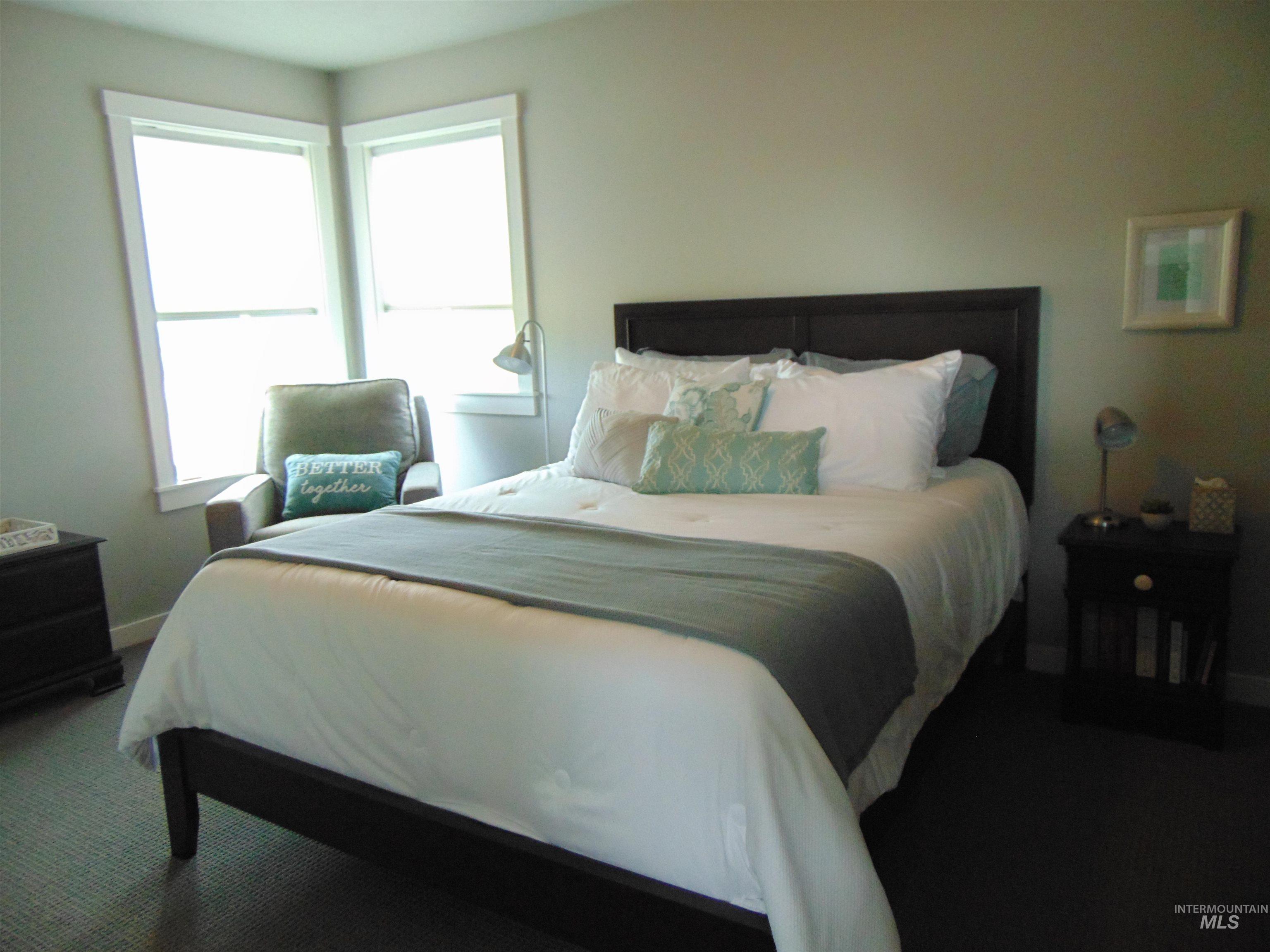 983 South Street, Vale, Oregon 97918, 4 Bedrooms, 2.5 Bathrooms, Residential For Sale, Price $535,000,MLS 98952001