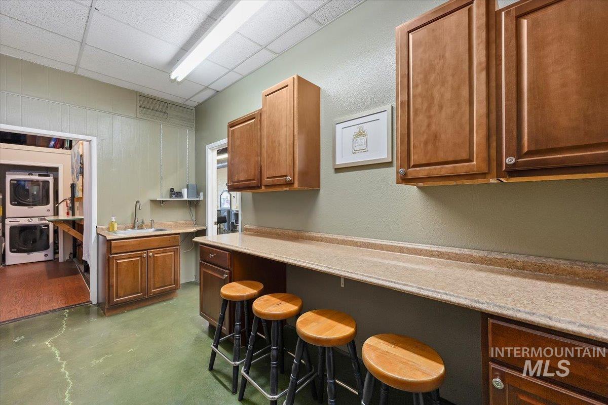 123 E 23rd Drive, Burley, Idaho 83318, 4 Rooms, Business/Commercial For Sale, Price $335,000,MLS 98952111