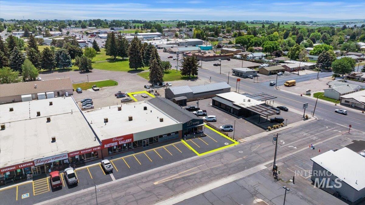 123 E 23rd Drive, Burley, Idaho 83318, 4 Rooms, Business/Commercial For Sale, Price $335,000,MLS 98952111