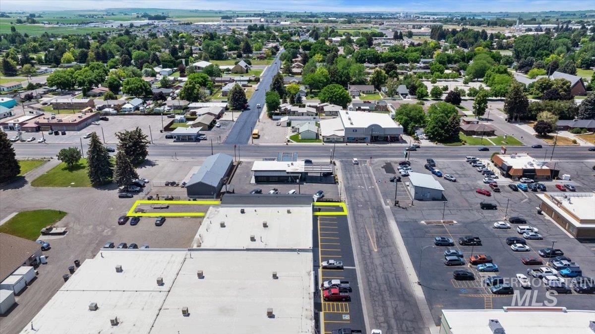 123 E 23rd Drive, Burley, Idaho 83318, 4 Rooms, Business/Commercial For Sale, Price $335,000,MLS 98952111