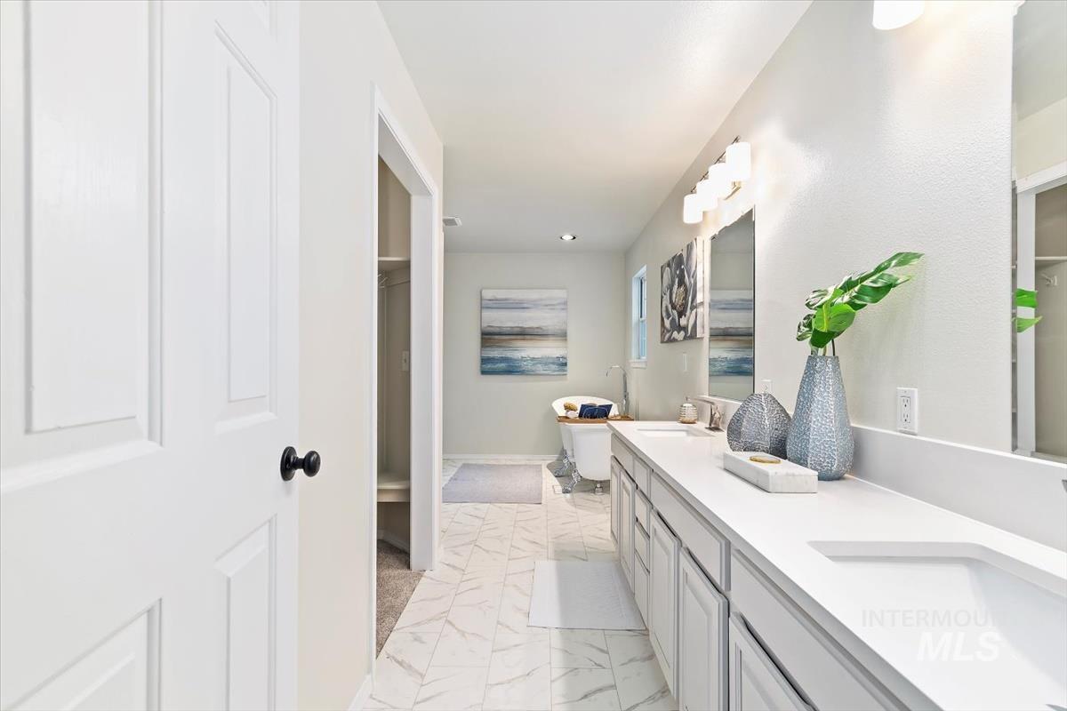 3510 N North, Boise, Idaho 83703, 4 Bedrooms, 3.5 Bathrooms, Residential For Sale, Price $759,900,MLS 98952125