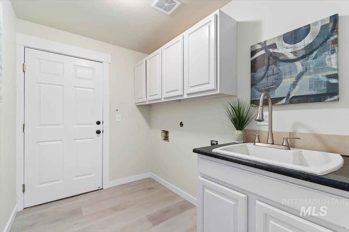 3510 N North, Boise, Idaho 83703, 4 Bedrooms, 3.5 Bathrooms, Residential For Sale, Price $759,900,MLS 98952125