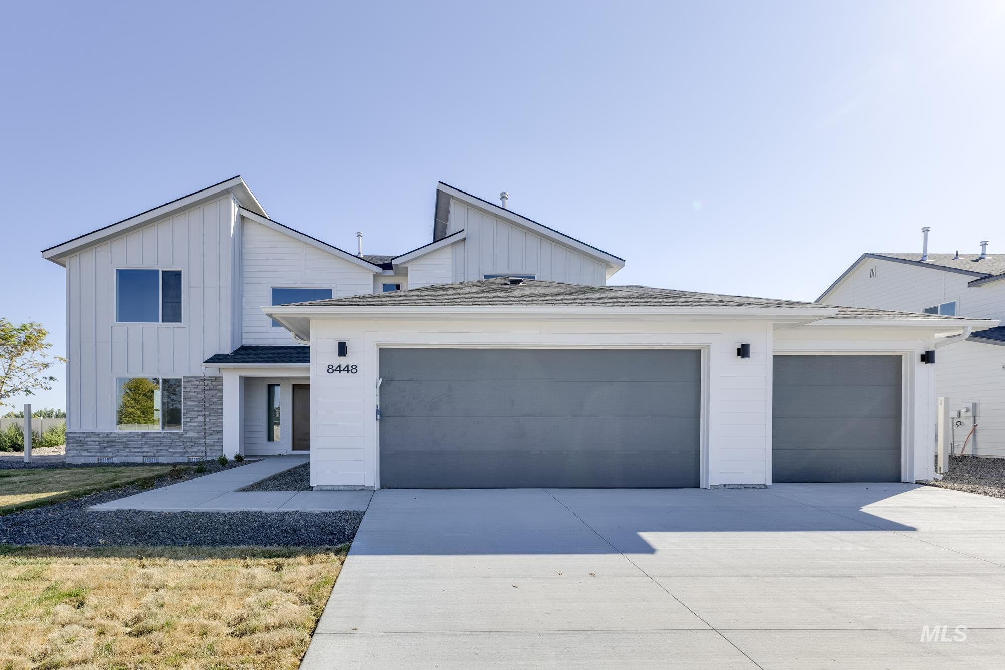 8448 S Tyrion Way, Kuna, Idaho 83634, 4 Bedrooms, 3 Bathrooms, Residential For Sale, Price $579,990,MLS 98952196