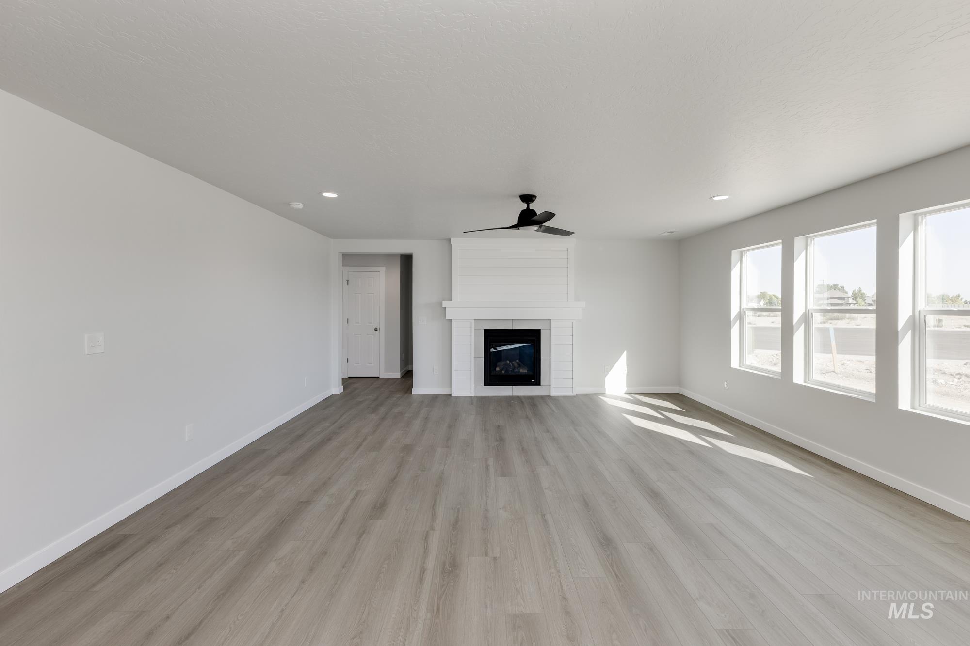 8448 S Tyrion Way, Kuna, Idaho 83634, 4 Bedrooms, 3 Bathrooms, Residential For Sale, Price $579,990,MLS 98952196