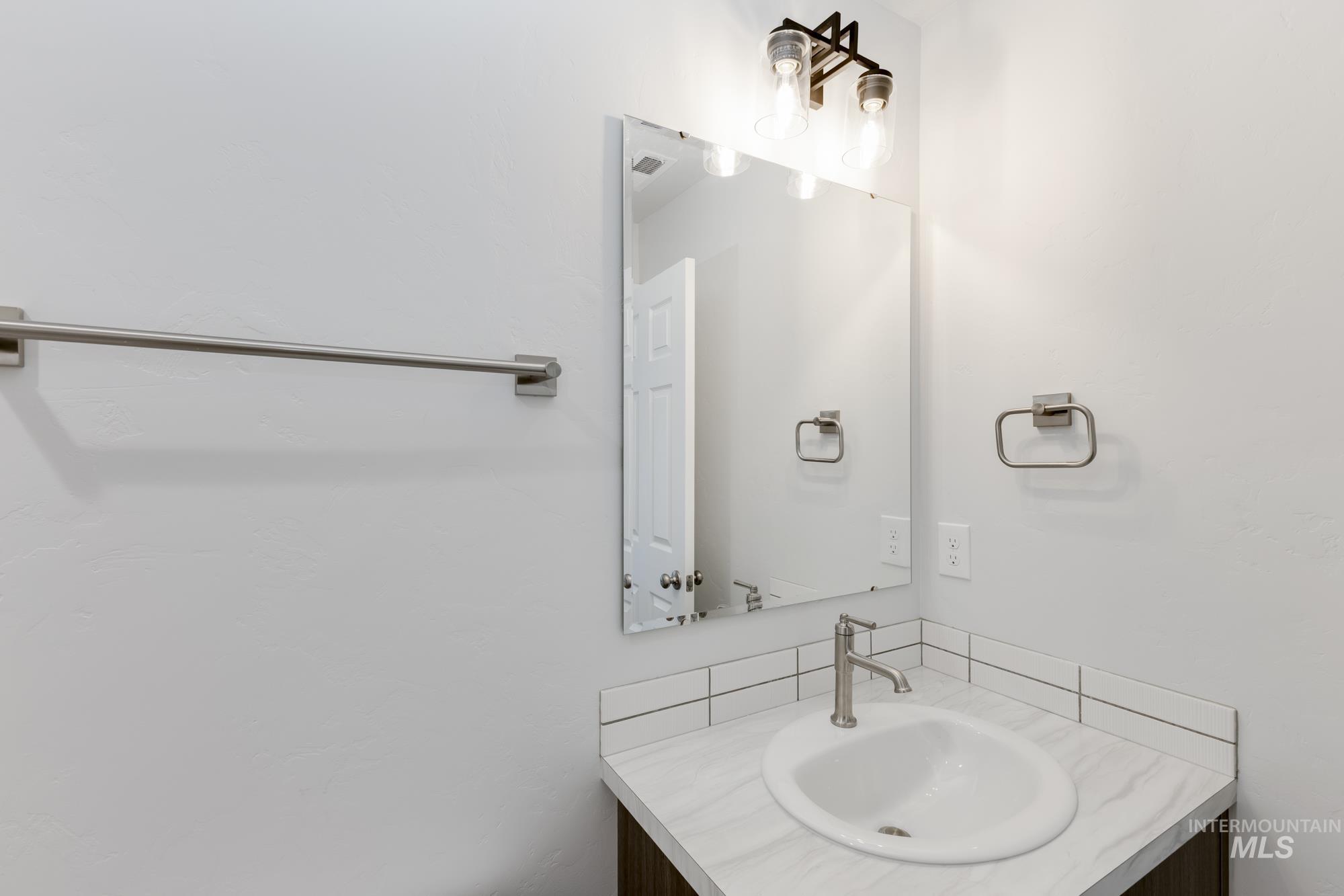 8448 S Tyrion Way, Kuna, Idaho 83634, 4 Bedrooms, 3 Bathrooms, Residential For Sale, Price $579,990,MLS 98952196