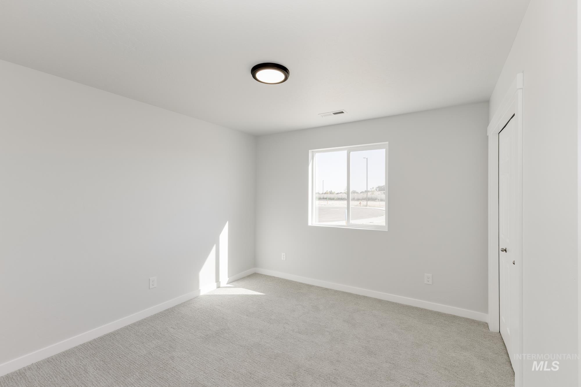 8448 S Tyrion Way, Kuna, Idaho 83634, 4 Bedrooms, 3 Bathrooms, Residential For Sale, Price $579,990,MLS 98952196