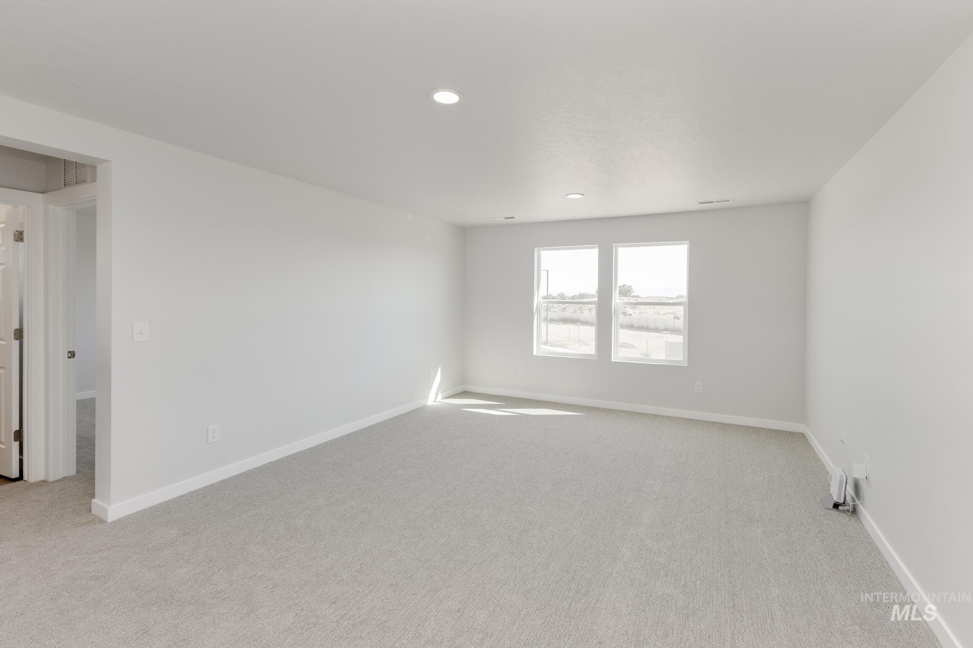 8448 S Tyrion Way, Kuna, Idaho 83634, 4 Bedrooms, 3 Bathrooms, Residential For Sale, Price $579,990,MLS 98952196