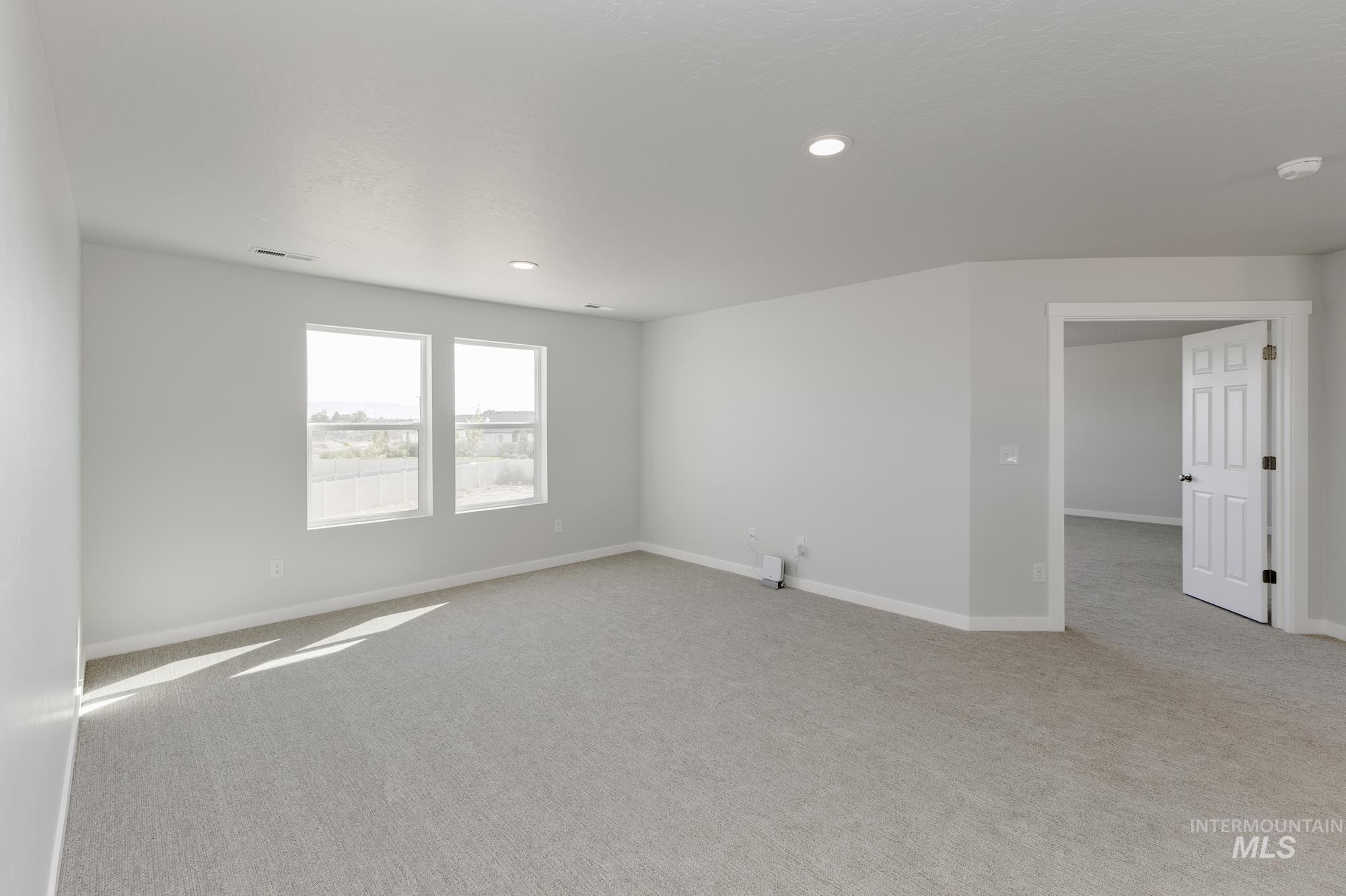 8448 S Tyrion Way, Kuna, Idaho 83634, 4 Bedrooms, 3 Bathrooms, Residential For Sale, Price $579,990,MLS 98952196