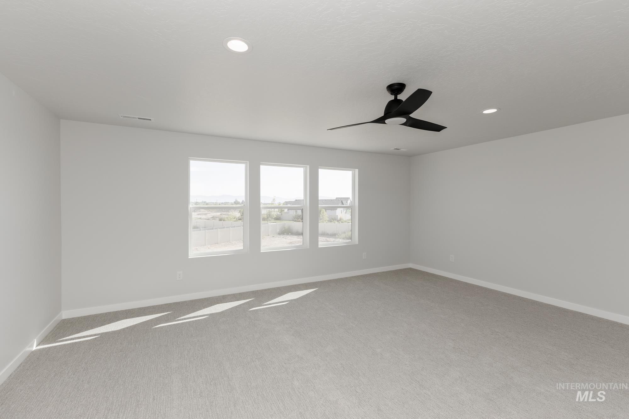 8448 S Tyrion Way, Kuna, Idaho 83634, 4 Bedrooms, 3 Bathrooms, Residential For Sale, Price $579,990,MLS 98952196