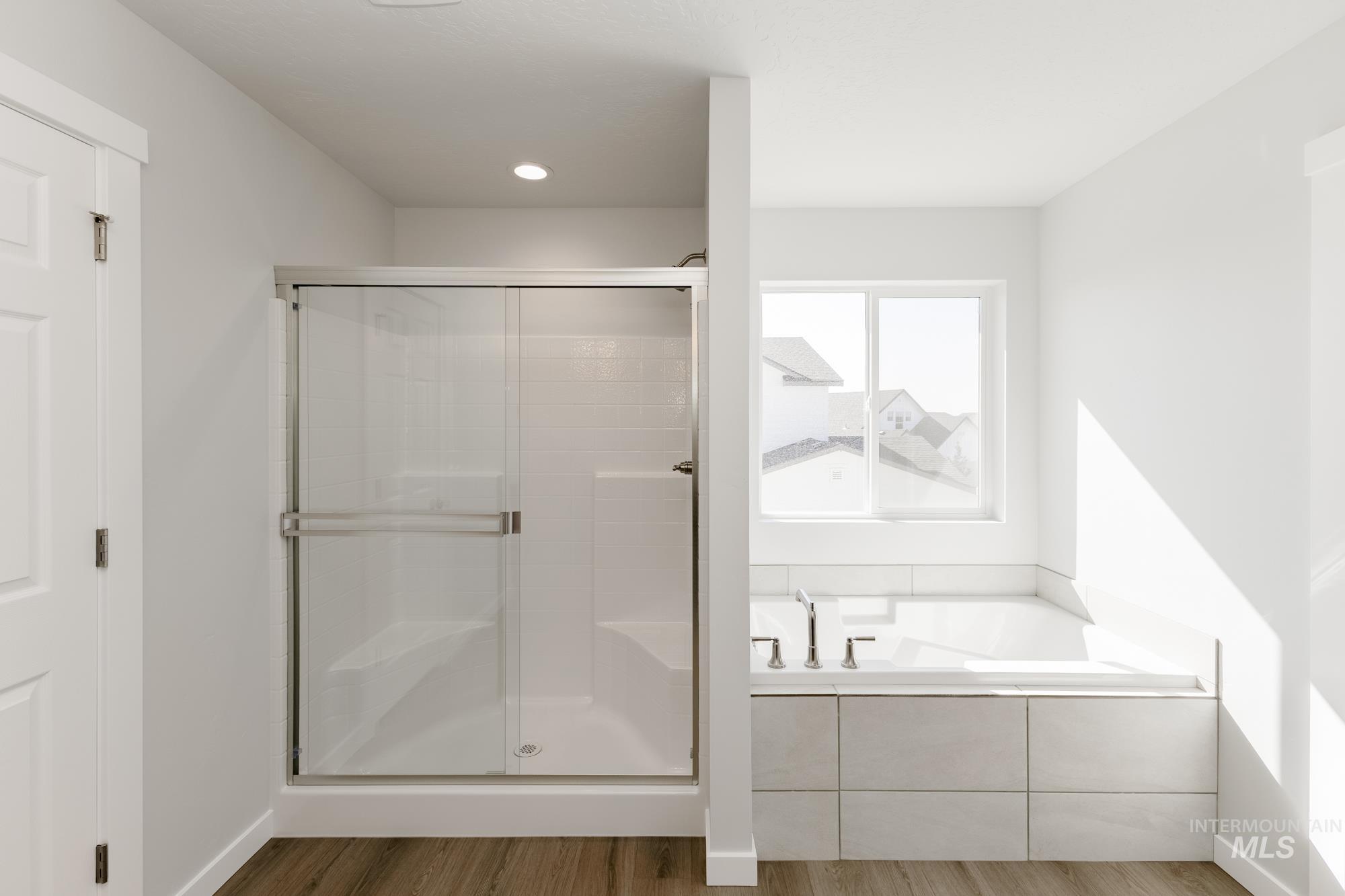 8448 S Tyrion Way, Kuna, Idaho 83634, 4 Bedrooms, 3 Bathrooms, Residential For Sale, Price $579,990,MLS 98952196