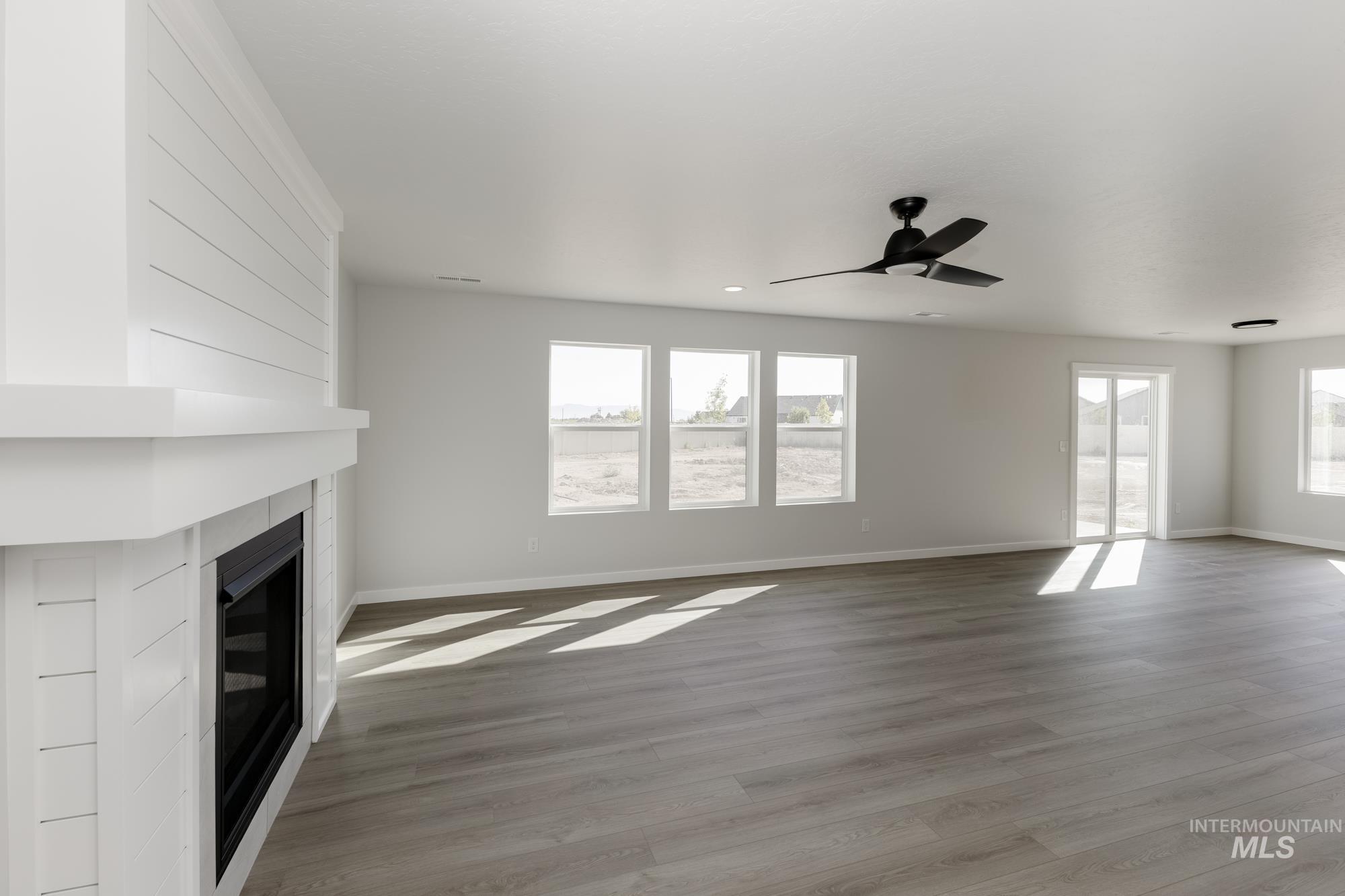 8448 S Tyrion Way, Kuna, Idaho 83634, 4 Bedrooms, 3 Bathrooms, Residential For Sale, Price $579,990,MLS 98952196