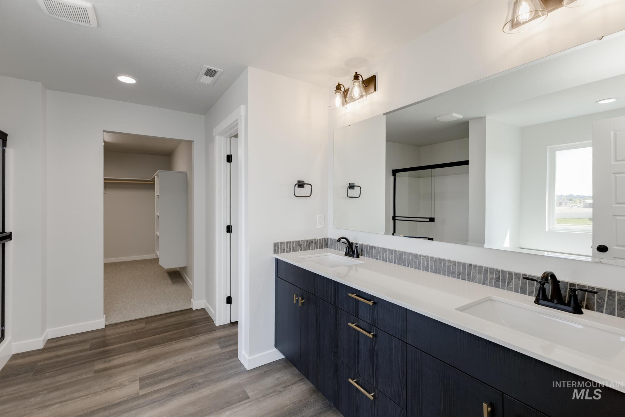 919 E Perjue Basin Dr, Nampa, Idaho 83686, 4 Bedrooms, 2.5 Bathrooms, Residential For Sale, Price $515,990,MLS 98952203