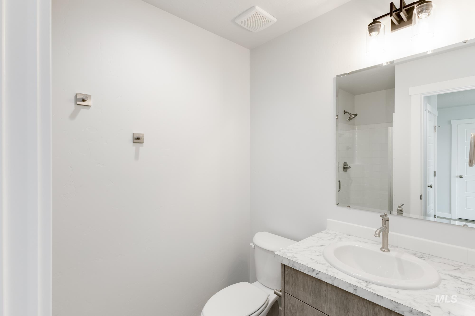 907 E Perjue Basin Dr, Nampa, Idaho 83686, 5 Bedrooms, 3 Bathrooms, Residential For Sale, Price $499,990,MLS 98952204