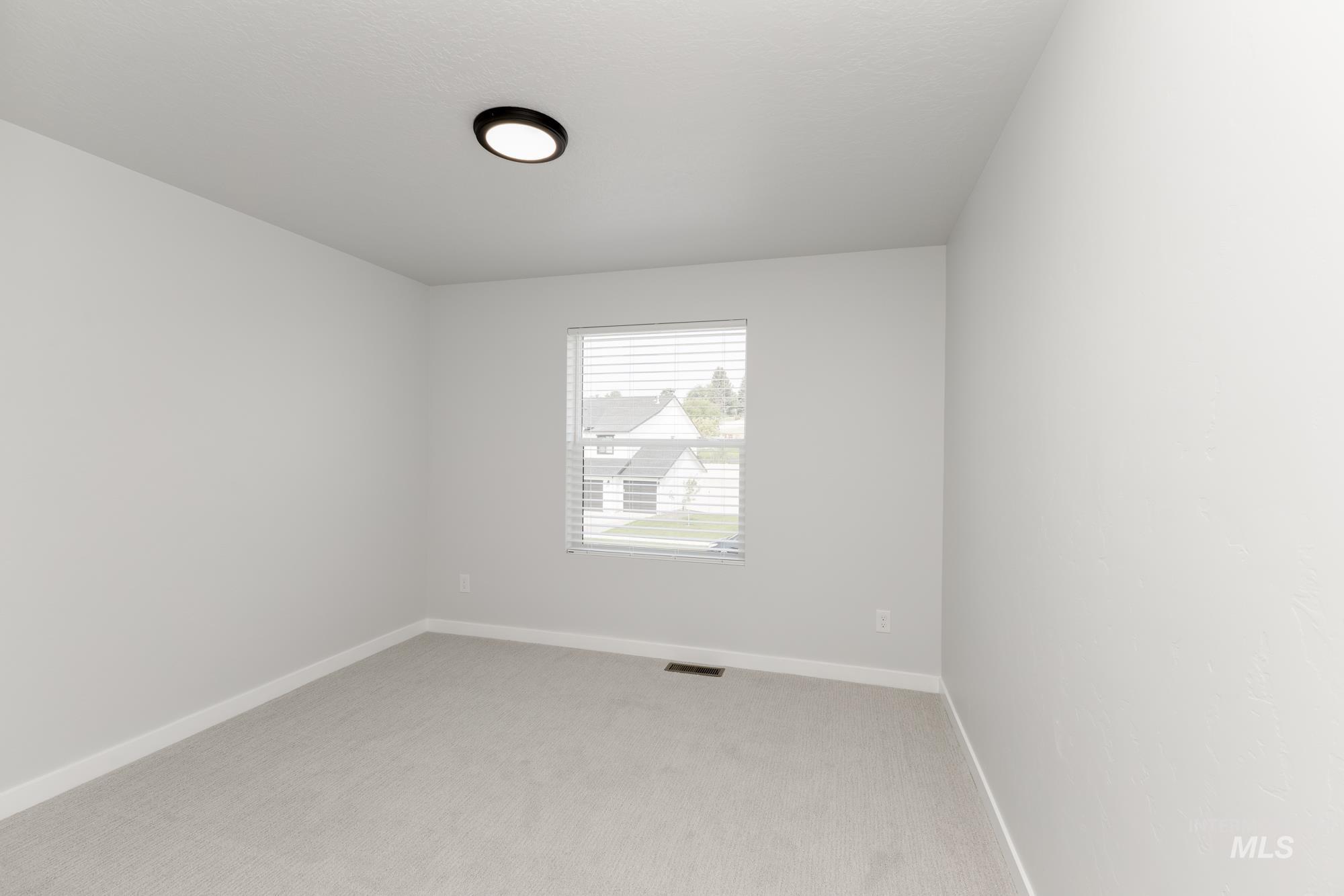 907 E Perjue Basin Dr, Nampa, Idaho 83686, 5 Bedrooms, 3 Bathrooms, Residential For Sale, Price $499,990,MLS 98952204