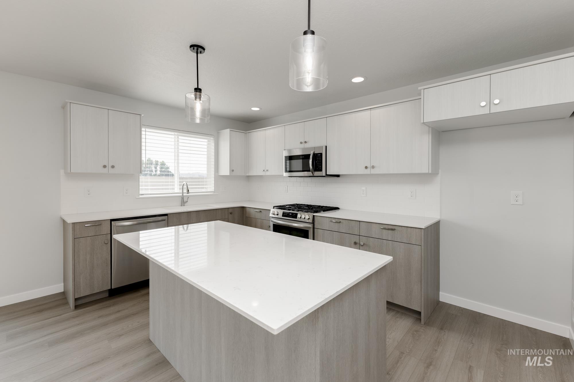 907 E Perjue Basin Dr, Nampa, Idaho 83686, 5 Bedrooms, 3 Bathrooms, Residential For Sale, Price $499,990,MLS 98952204