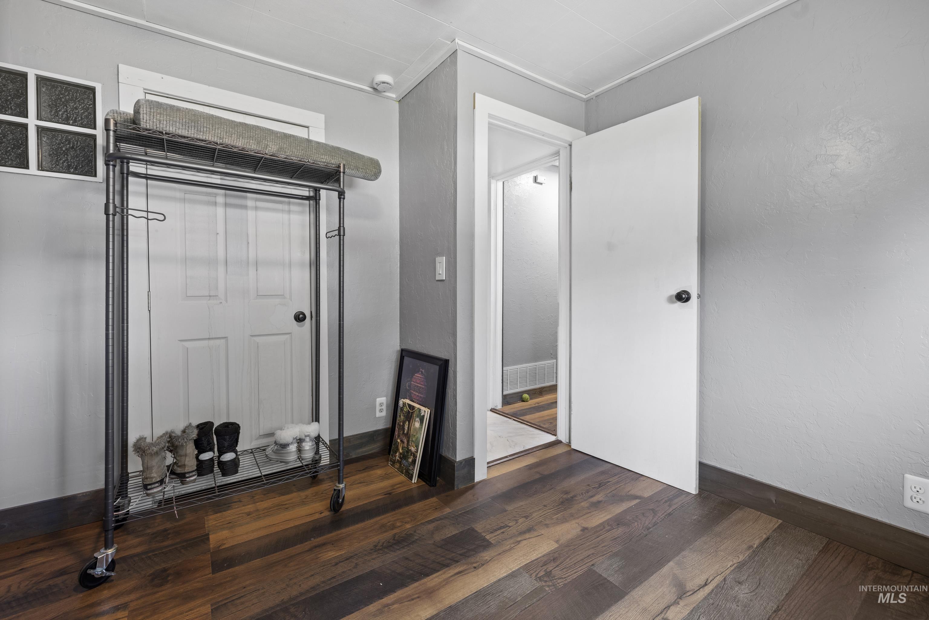 3636 W Palouse St, Boise, Idaho 83705, 4 Bedrooms, 2 Bathrooms, Residential For Sale, Price $455,000,MLS 98952219