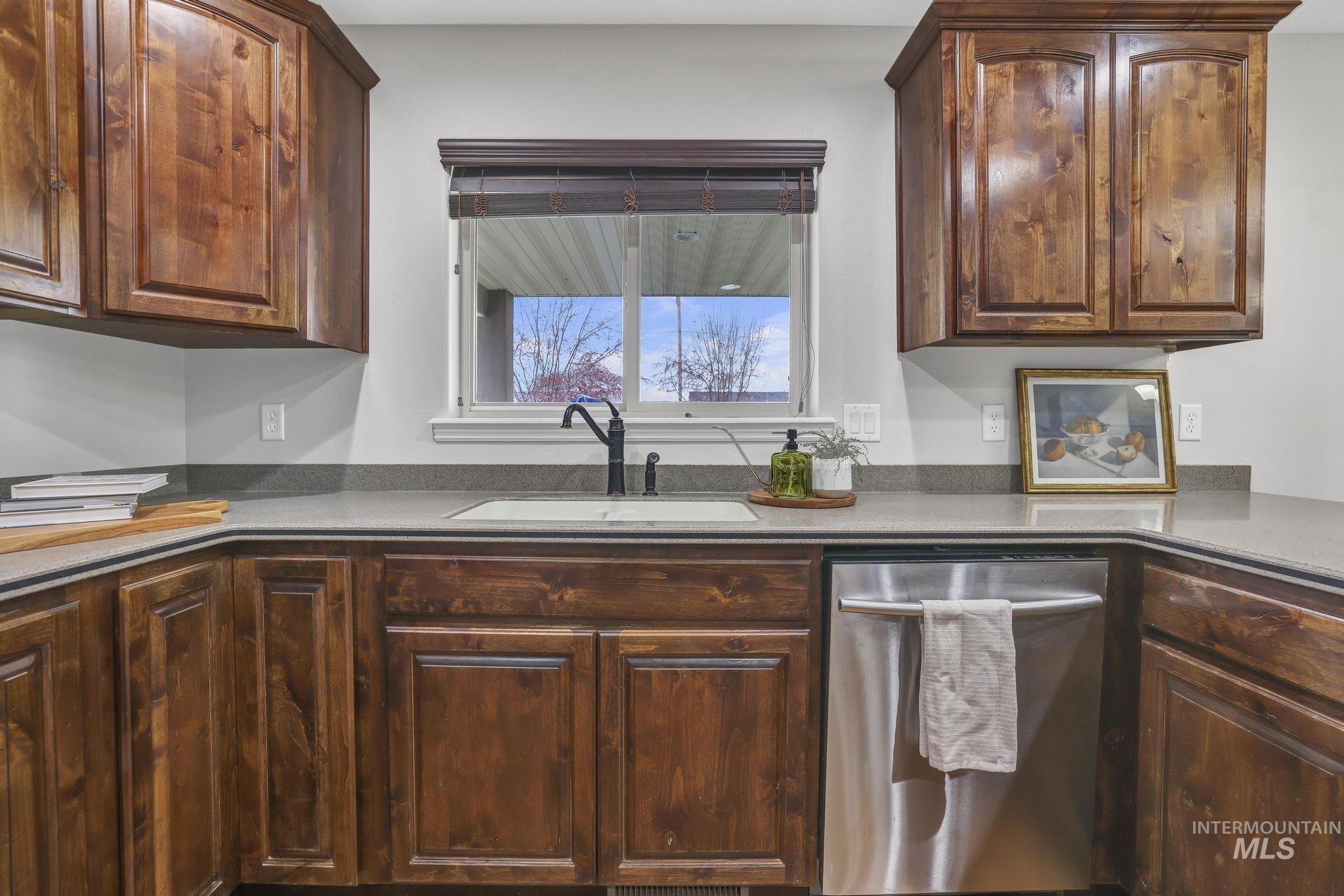 1021 Ballard Ln, Kimberly, Idaho 83341, 5 Bedrooms, 3 Bathrooms, Residential For Sale, Price $534,900,MLS 98952314