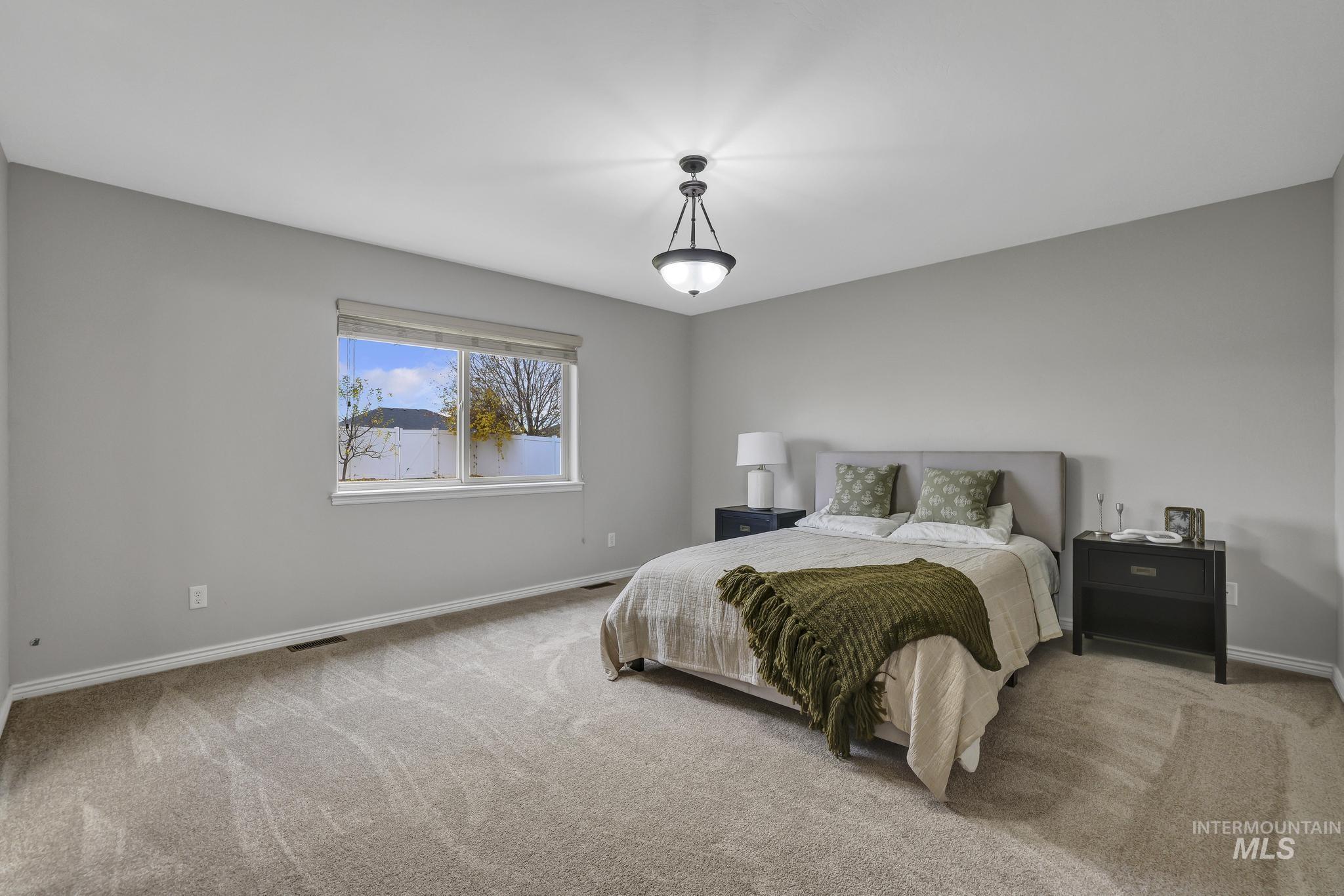 1021 Ballard Ln, Kimberly, Idaho 83341, 5 Bedrooms, 3 Bathrooms, Residential For Sale, Price $534,900,MLS 98952314