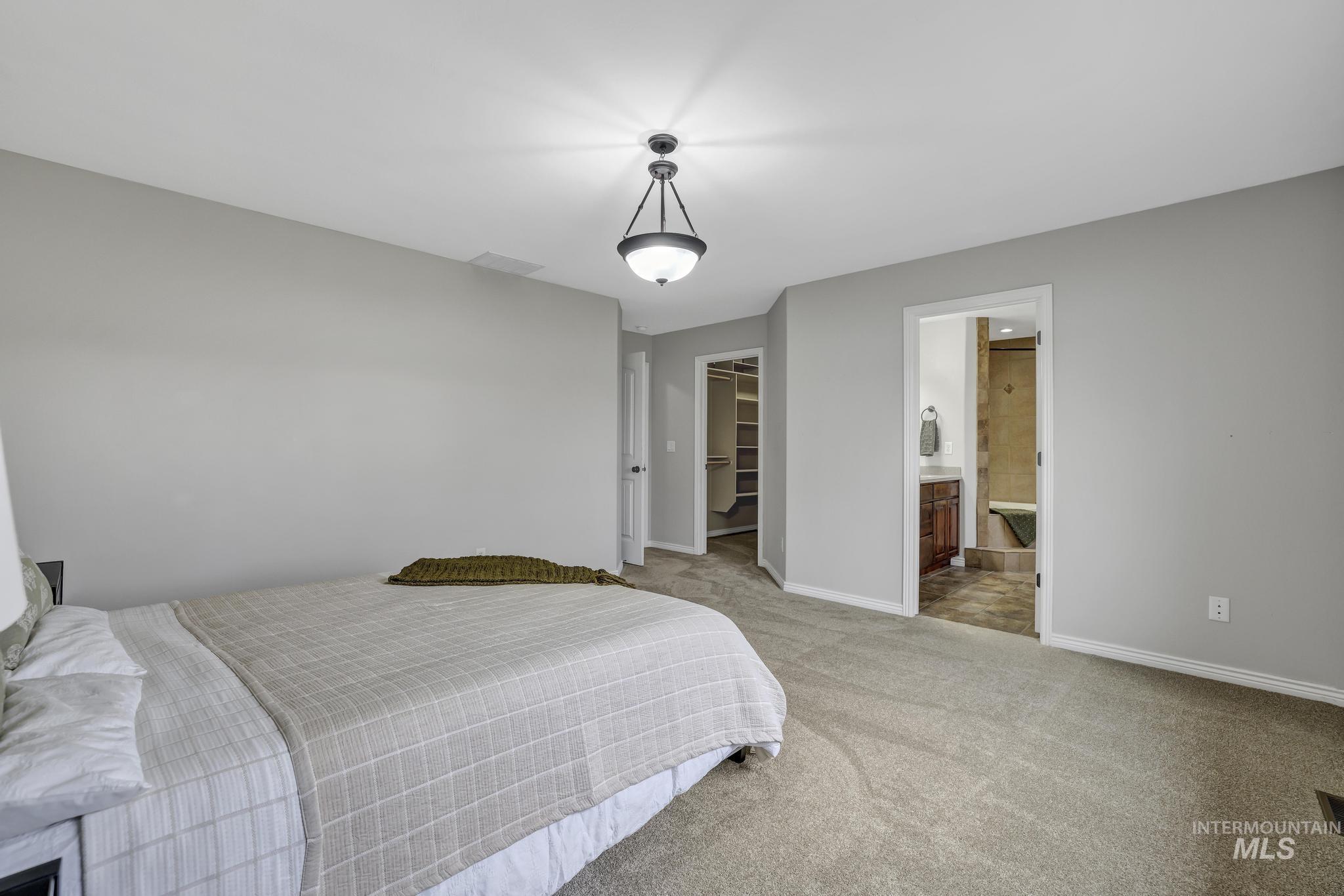 1021 Ballard Ln, Kimberly, Idaho 83341, 5 Bedrooms, 3 Bathrooms, Residential For Sale, Price $534,900,MLS 98952314