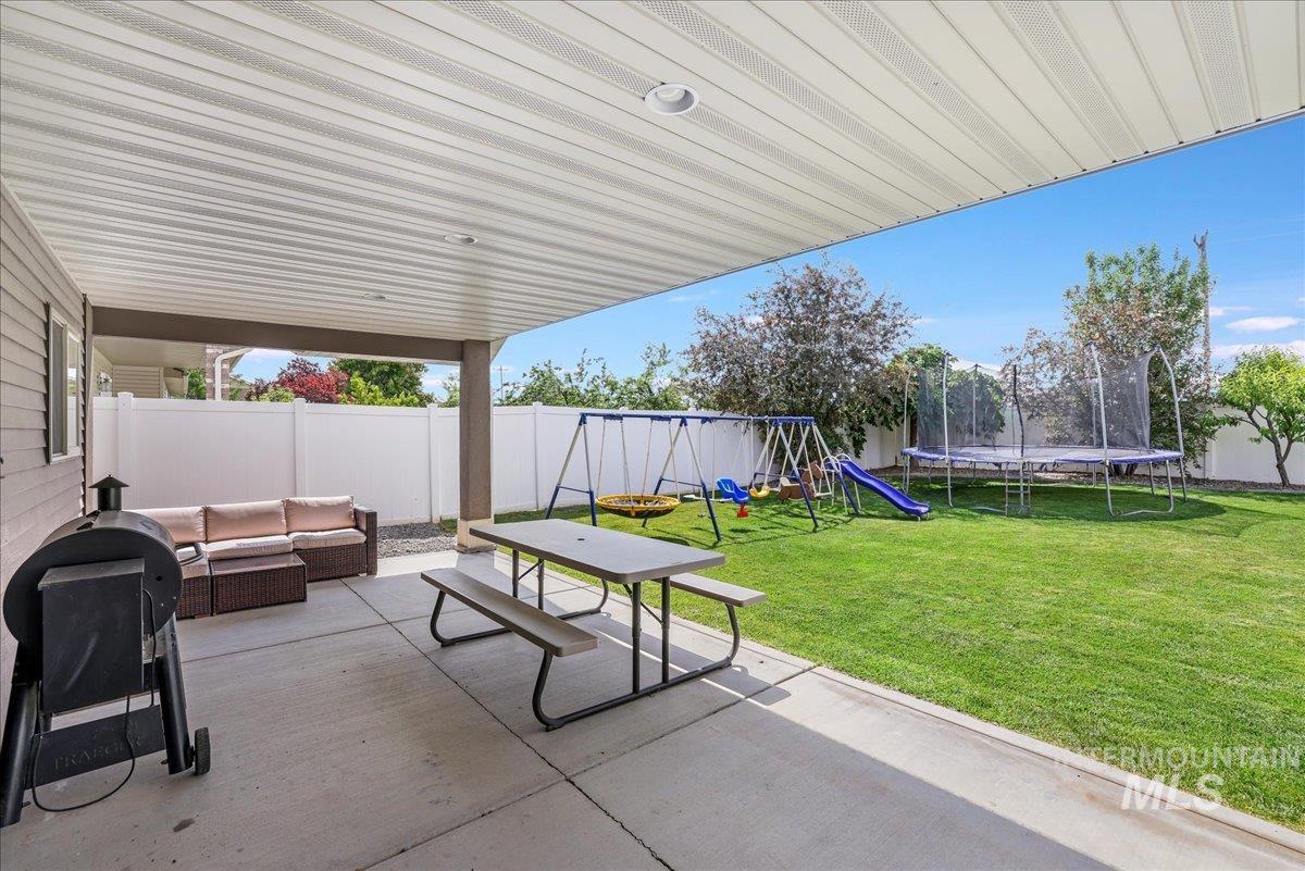 1021 Ballard Ln, Kimberly, Idaho 83341, 5 Bedrooms, 3 Bathrooms, Residential For Sale, Price $534,900,MLS 98952314