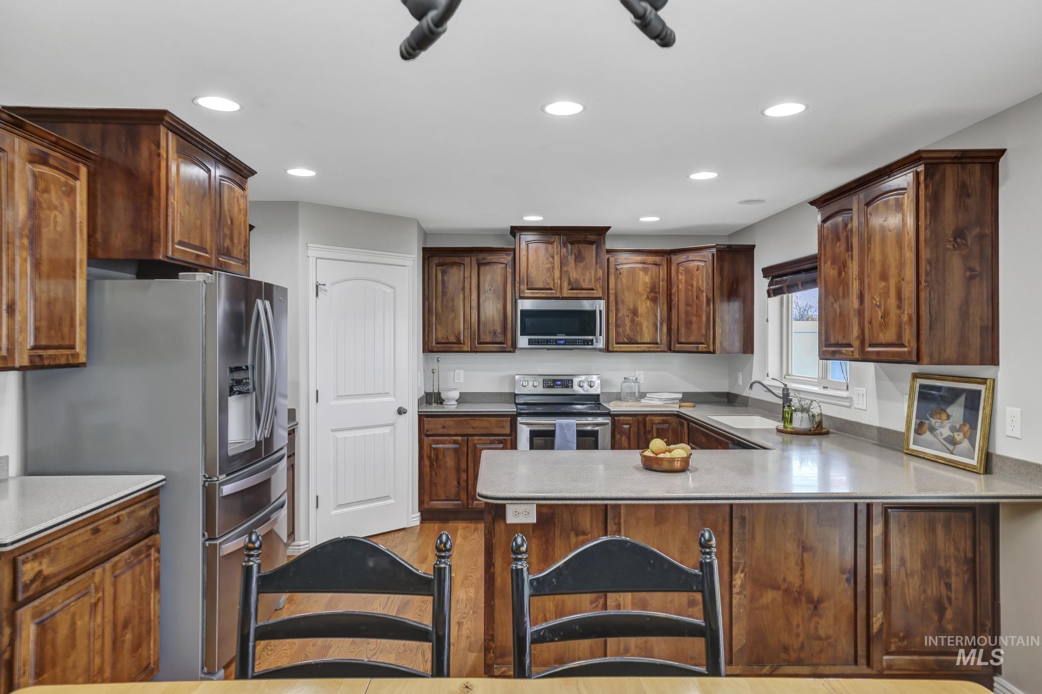 1021 Ballard Ln, Kimberly, Idaho 83341, 5 Bedrooms, 3 Bathrooms, Residential For Sale, Price $534,900,MLS 98952314